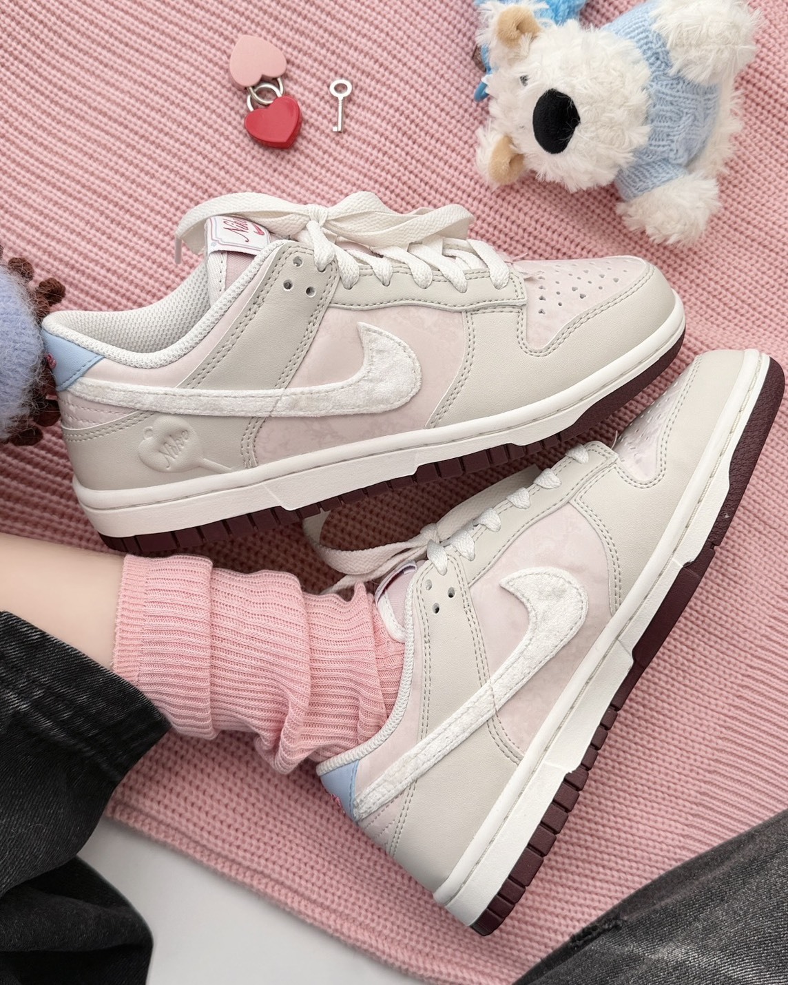 Nike Dunk Low Valentine’s Day 2026 情人節限定 櫻花粉