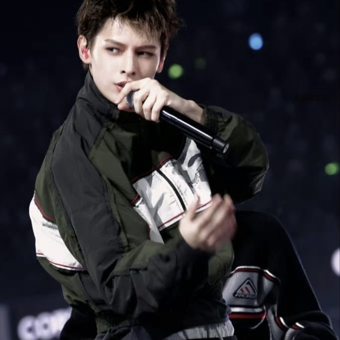 【代購】Martine Rose FW25 拼色立領拉鍊夾克｜趙雨凡同款 寬鬆廓形 復古運動風 休閒百搭機能外套 男款