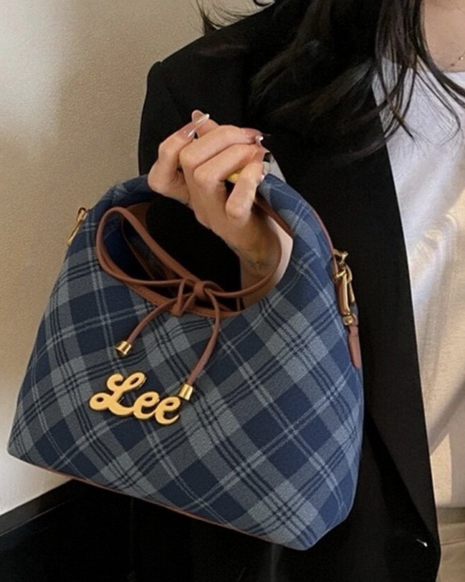 LEE  復古菱格紋便當包 英倫深藍