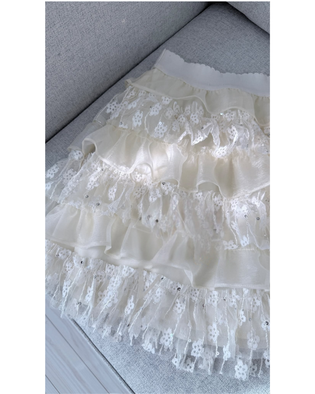 *BJ2 MADE SERIES* THE WHITE FORAL 🌸 EMBROIDERED SEQUINS TIERED DRESS 260129