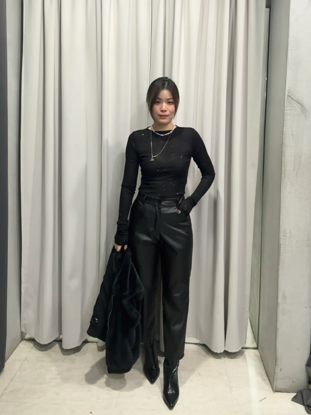 細閃黑色長袖上衣