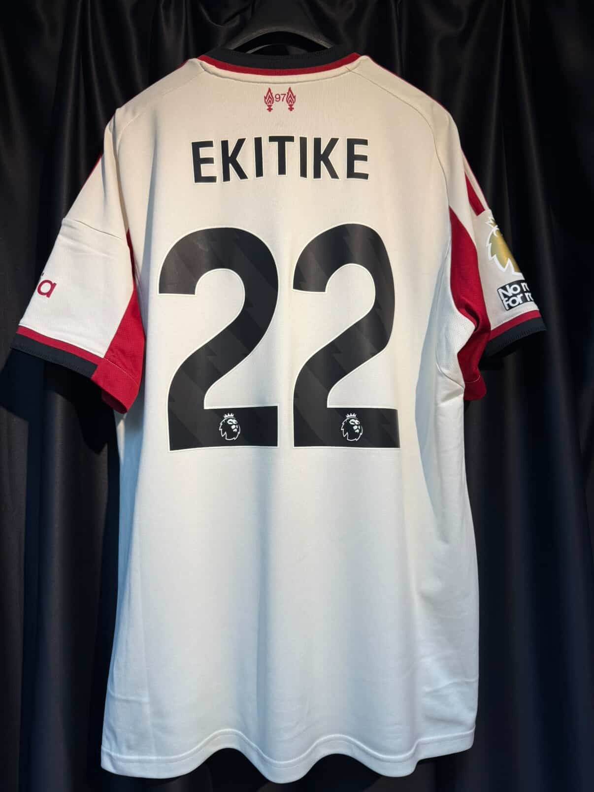 25/26 利物浦 作客球迷版 #22 EKITIKE (USED , 8/10)