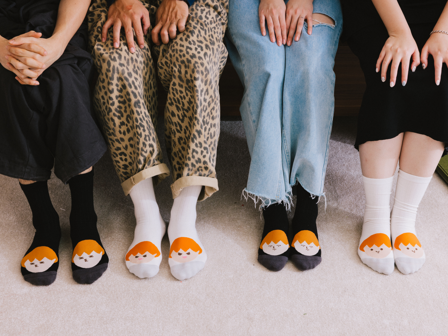 洋蔥Q臉襪子-黑色嘟嘴款