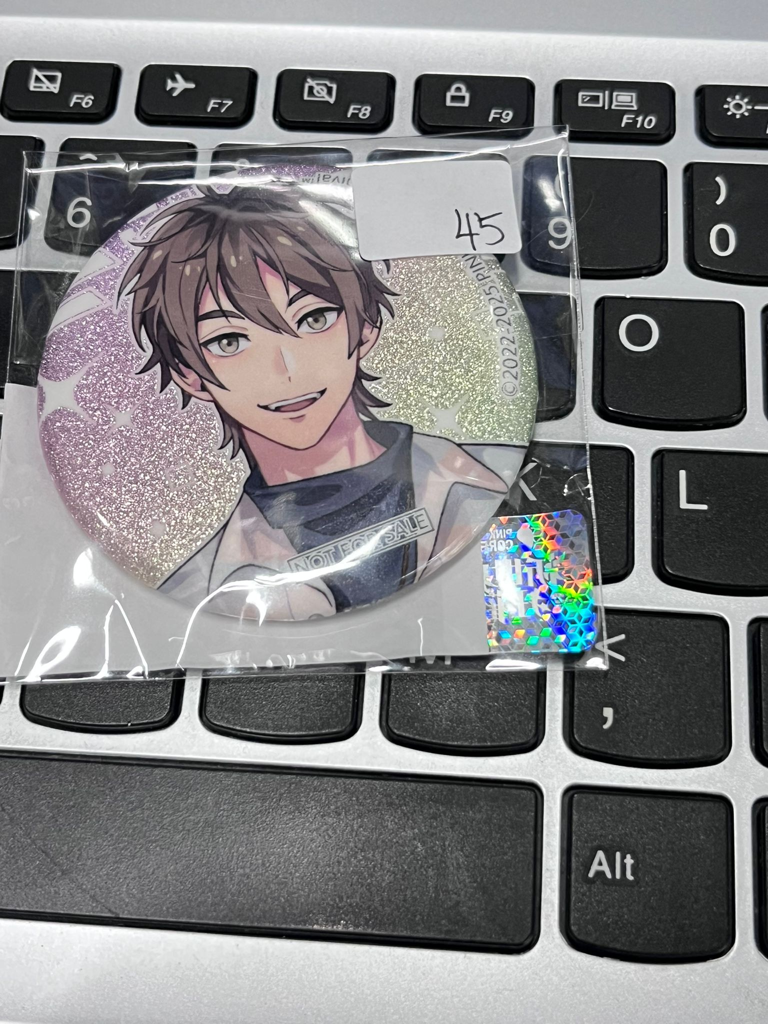 新世界狂歡 eiden 襟章 #RE06