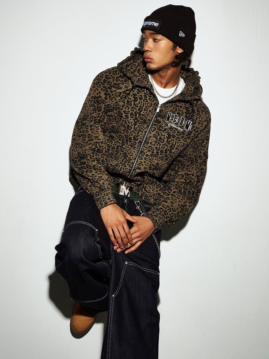 MEDM  刺繡Logo 工裝大口袋 短版 水洗連帽外套