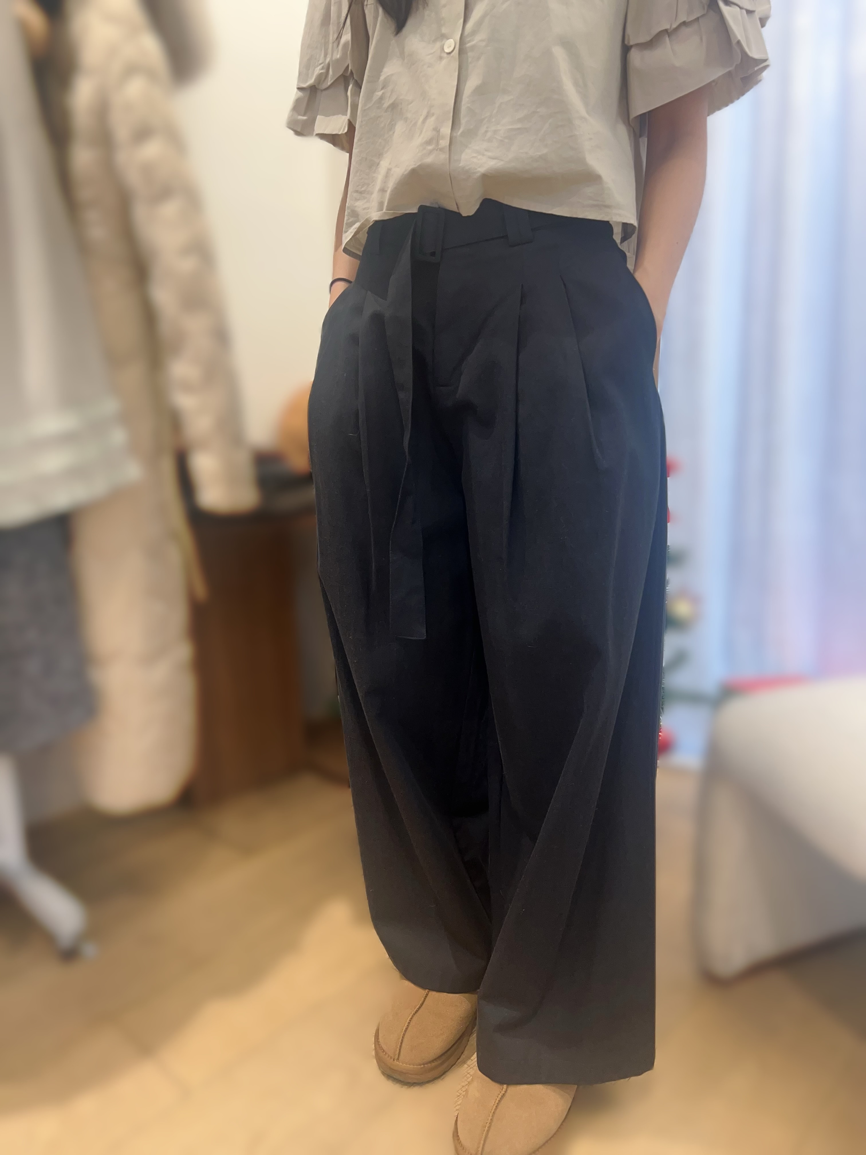 AQ04  褲  S:腰26 HIP52 長39.5   /   M:腰28 HIP53 長40   /   L:腰30   HIP55 長41 $439 (一口價)