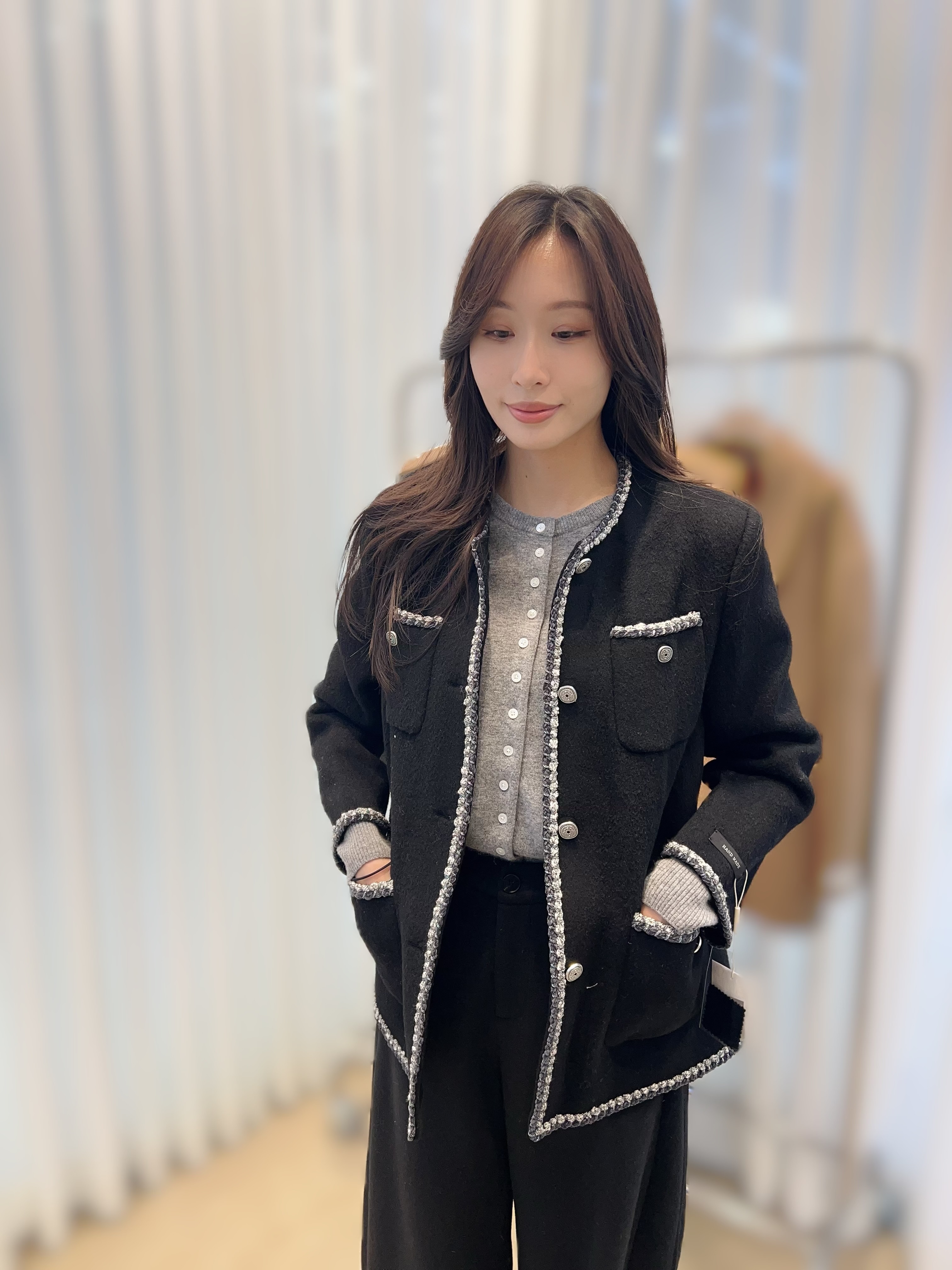 HQ05   羊毛100%  M: 胸 39 長 26    $1799 (一口價)