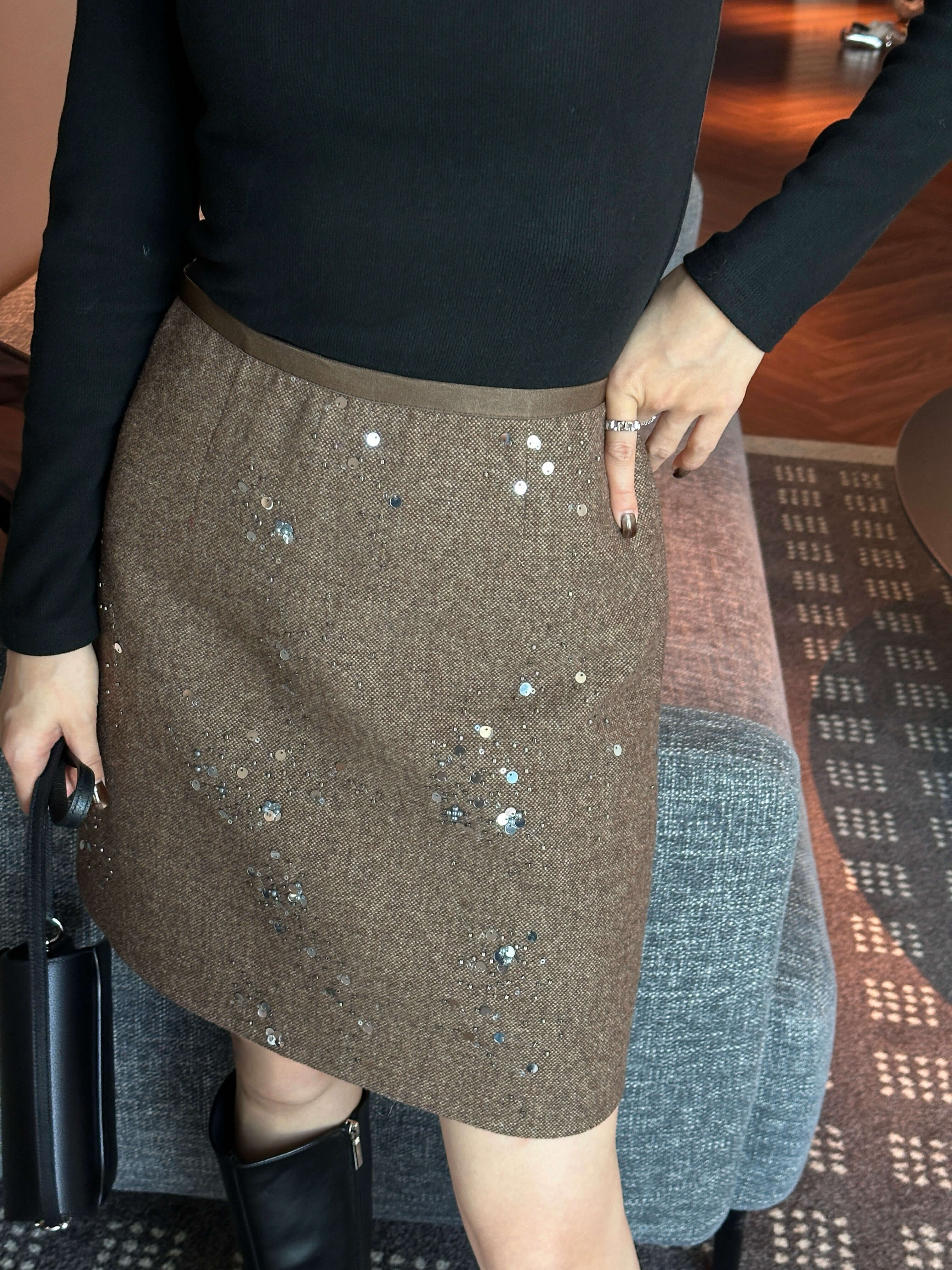 Sequin-Embellished Tweed Midi Skirt_SK262L19