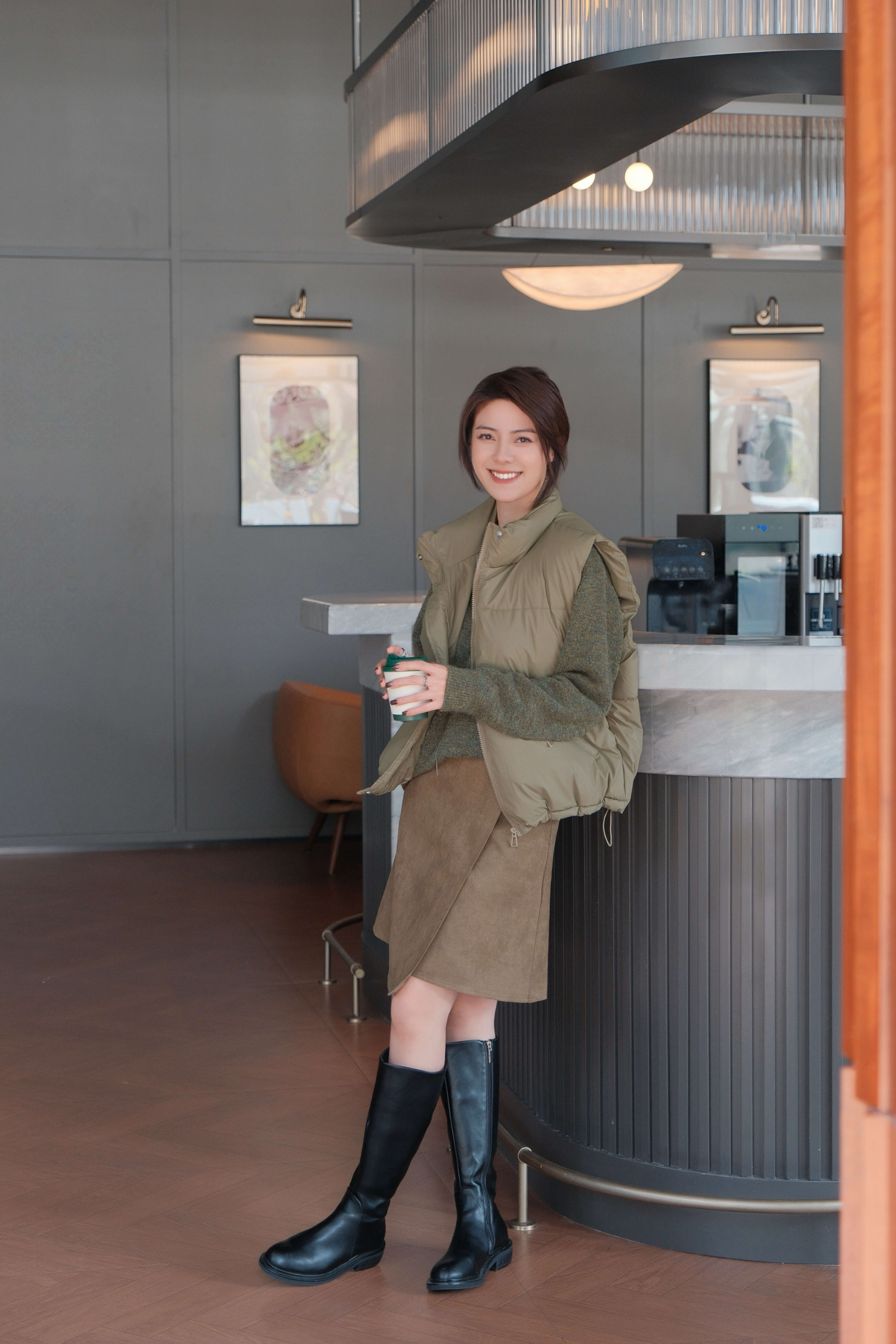 Quilted Suede Wrap Effect Midi Skirt_SK262L34