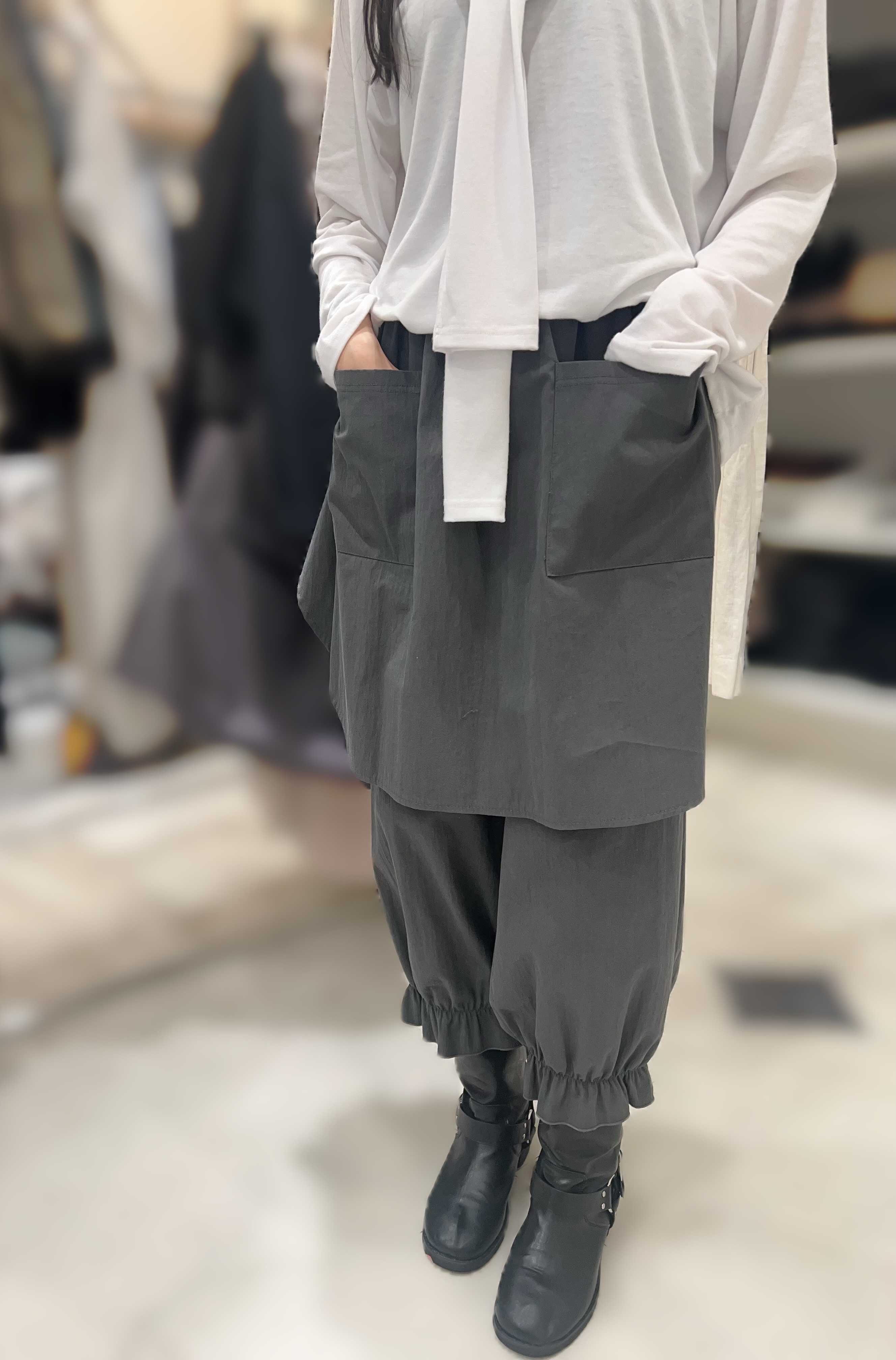 CK02 腰27-45 HIP50 長35.5 $399 (一口價)