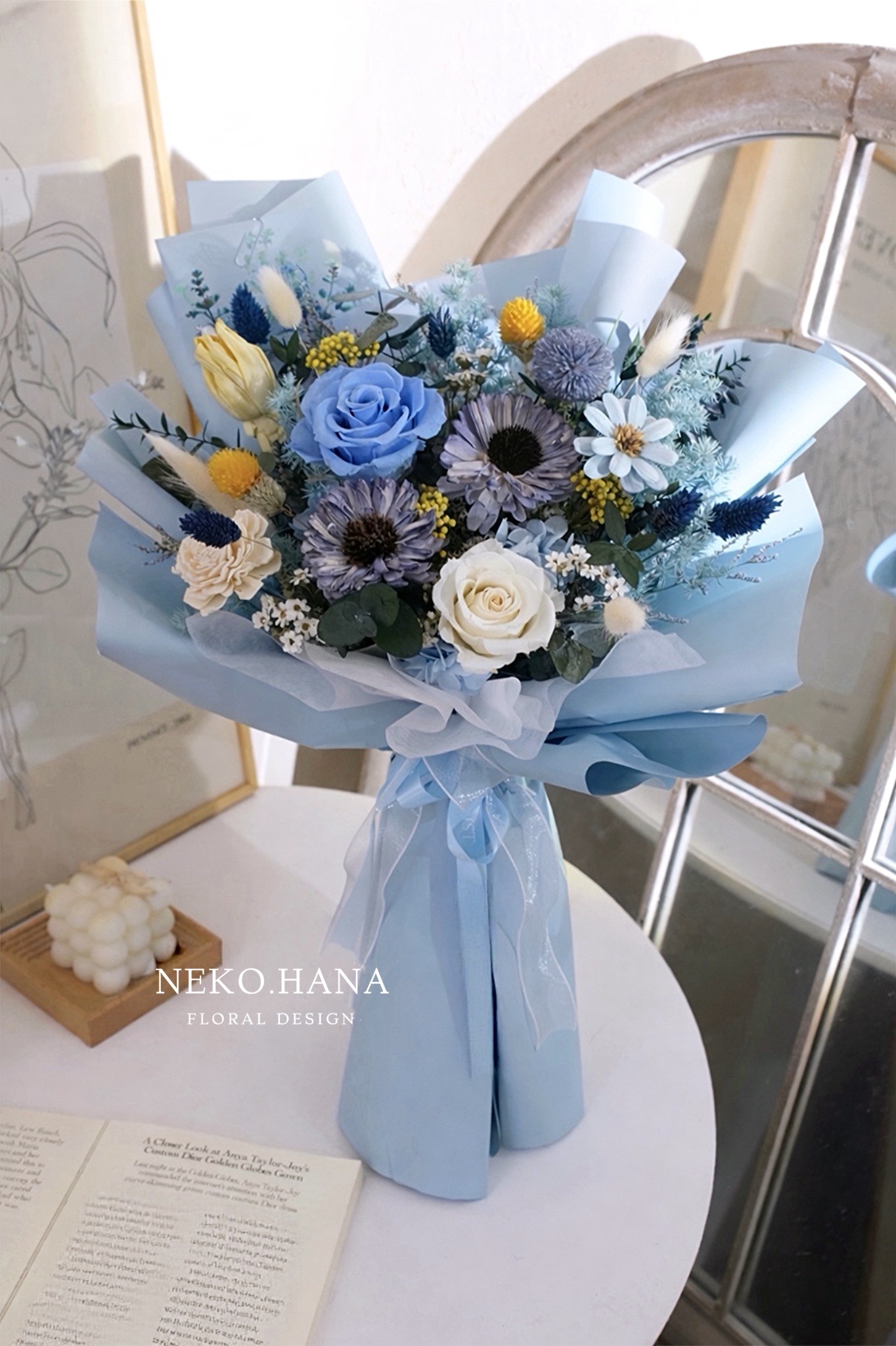 晴霧藍調永生花束