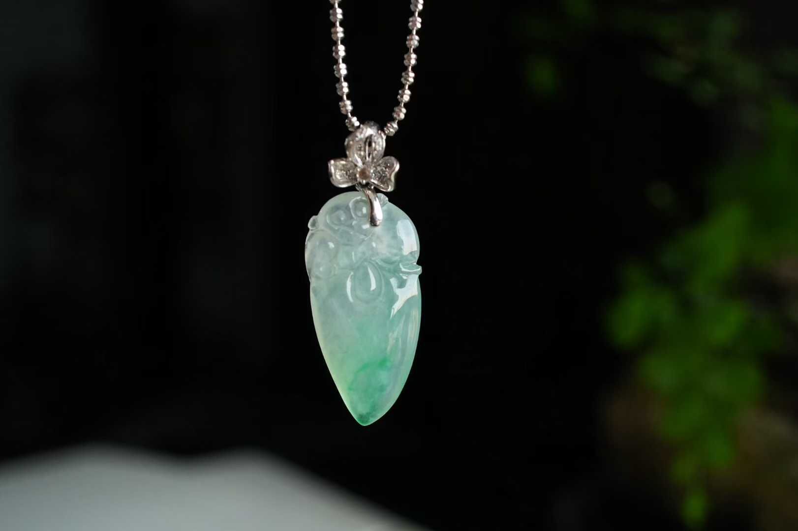 翡翠冰甜陽綠靈猴獻瑞吊墜,天然翡翠A玉, 緬甸玉, Jade, Jadeite