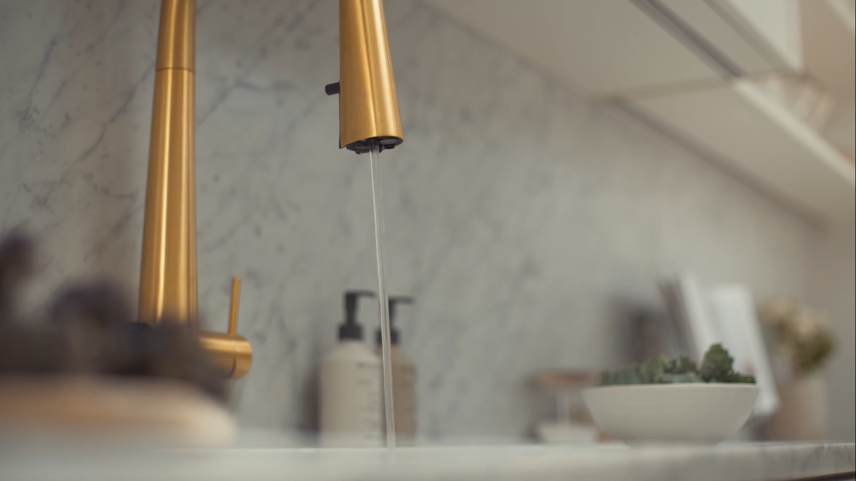 自動計時出水功能演示（按鍵後持續出水）