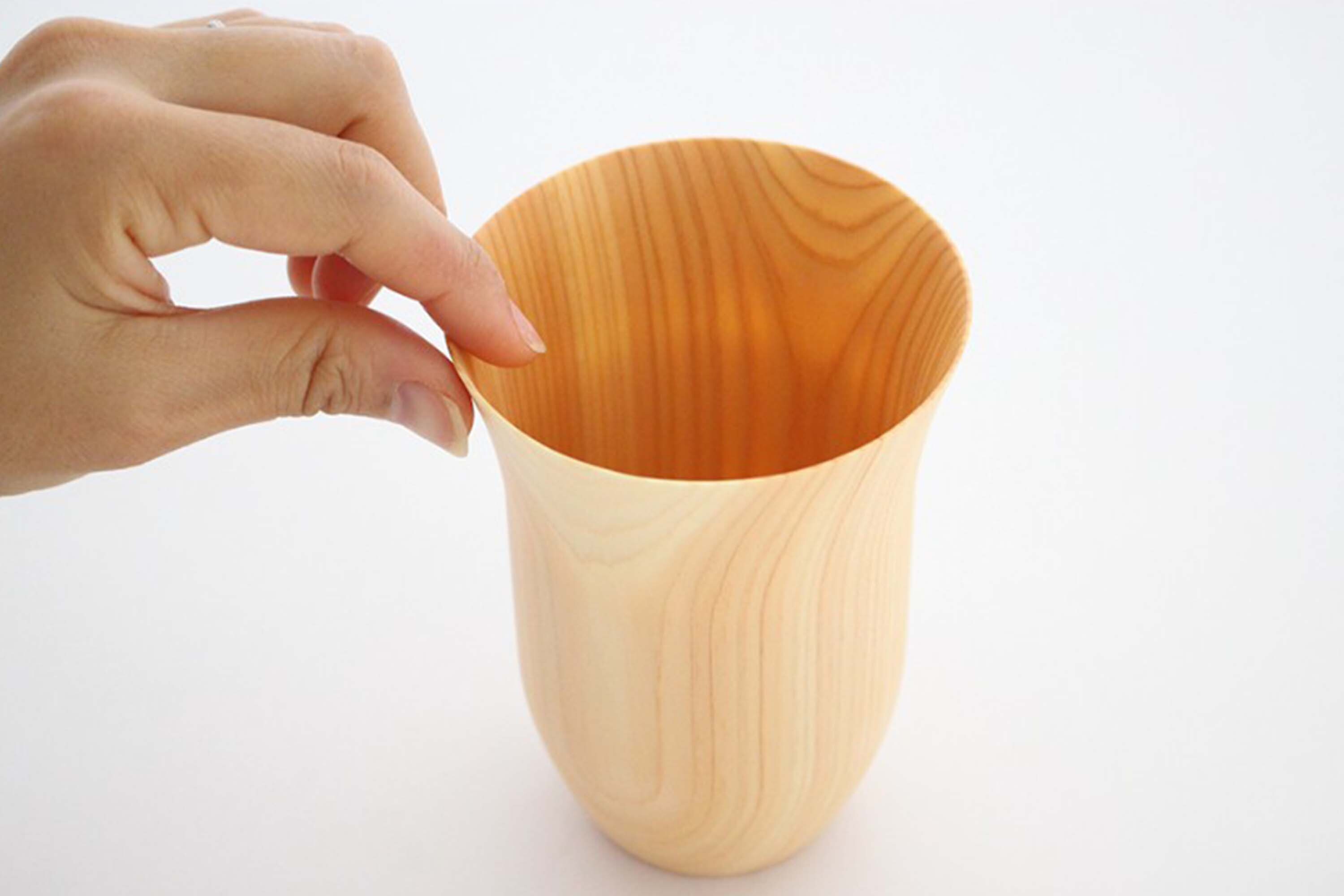 日本手工切削製造1mm超輕薄可透光的檜木材質啤酒杯