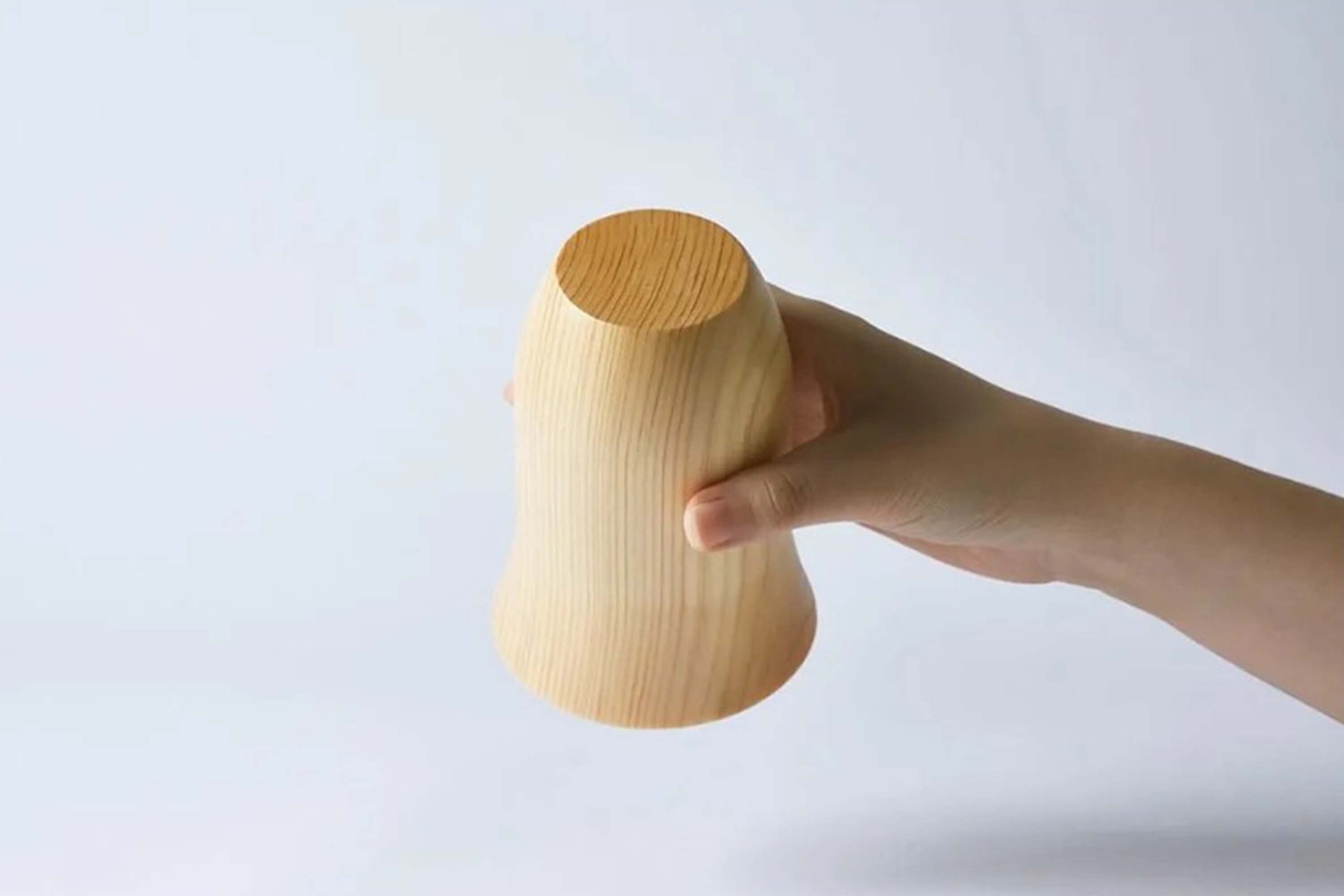 日本手工切削製造1mm超輕薄可透光的檜木材質啤酒杯