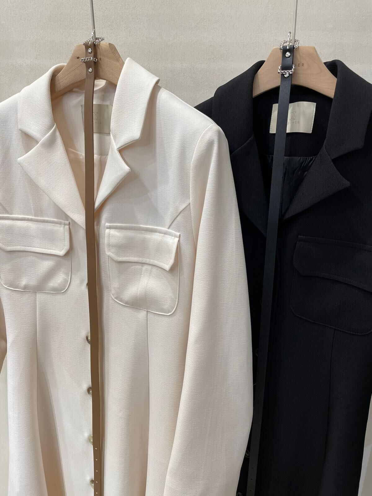 AC12 胸35  腰30  HIP52   長 44.5  $899 (一口價)