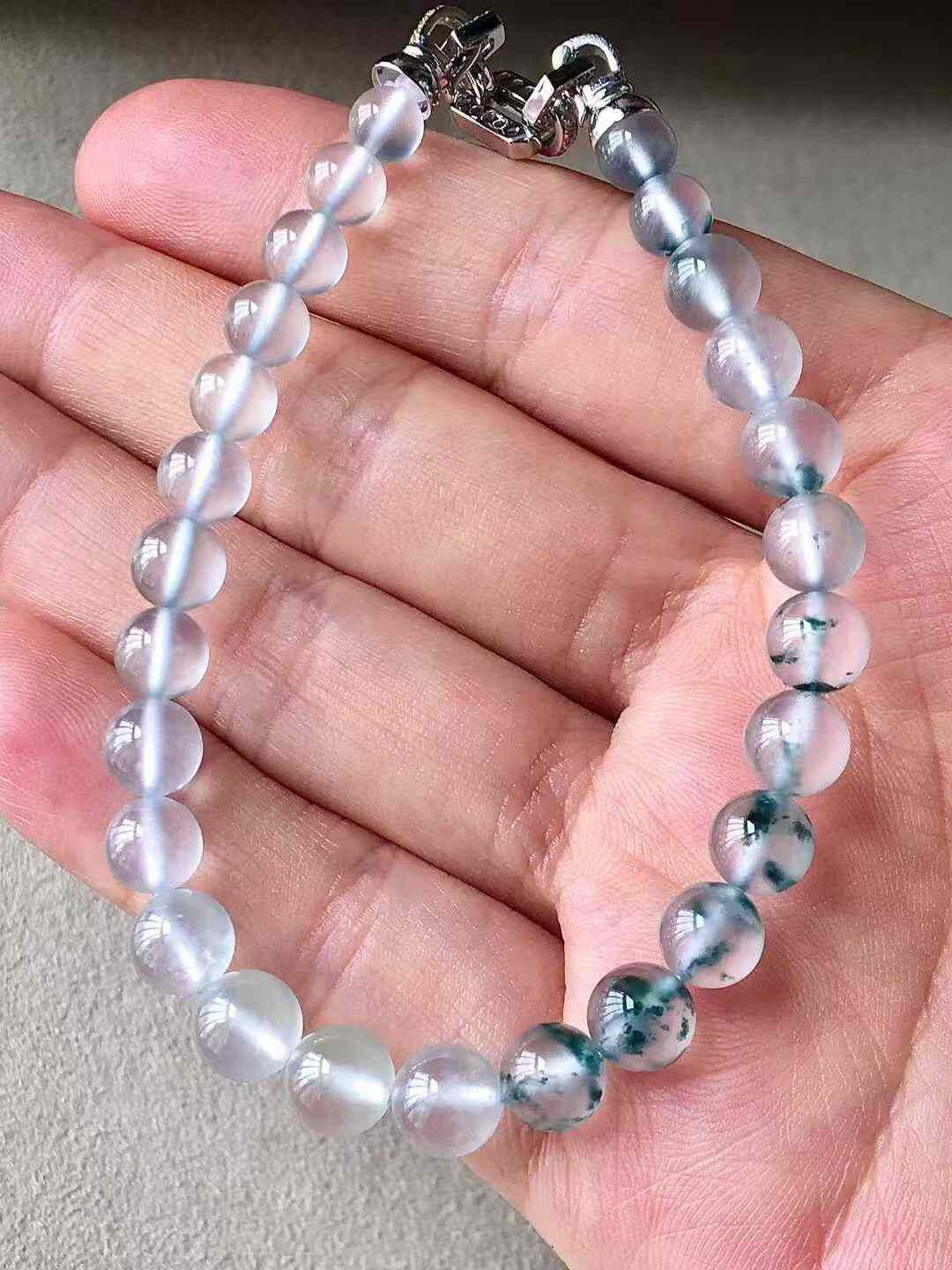 1225513 翡翠緬料玻璃種飄花手串 (5-6.5mm直徑)