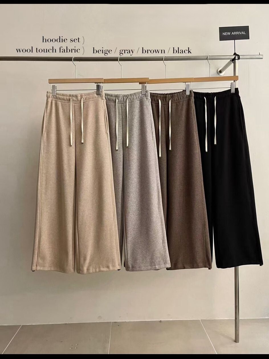 HZ02    橡根長褲  24-35 Hip 40-50 長40.5 $499 (一口價)