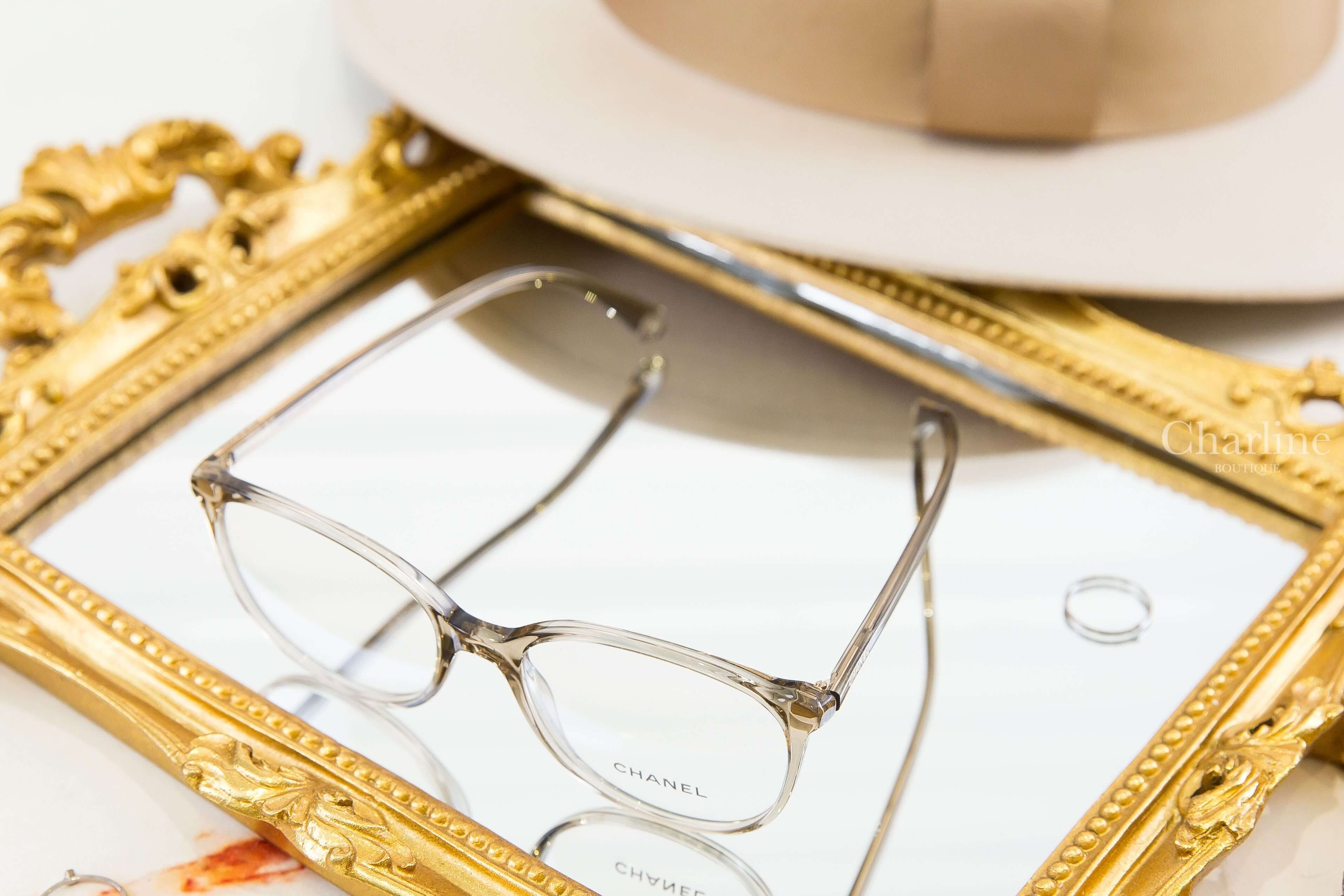 Chanel Pantos Eyeglasses 灰褐色圓框側邊金色 Logo 鏡腳透明圓型CC平光眼鏡-Charline Boutique 精品代購