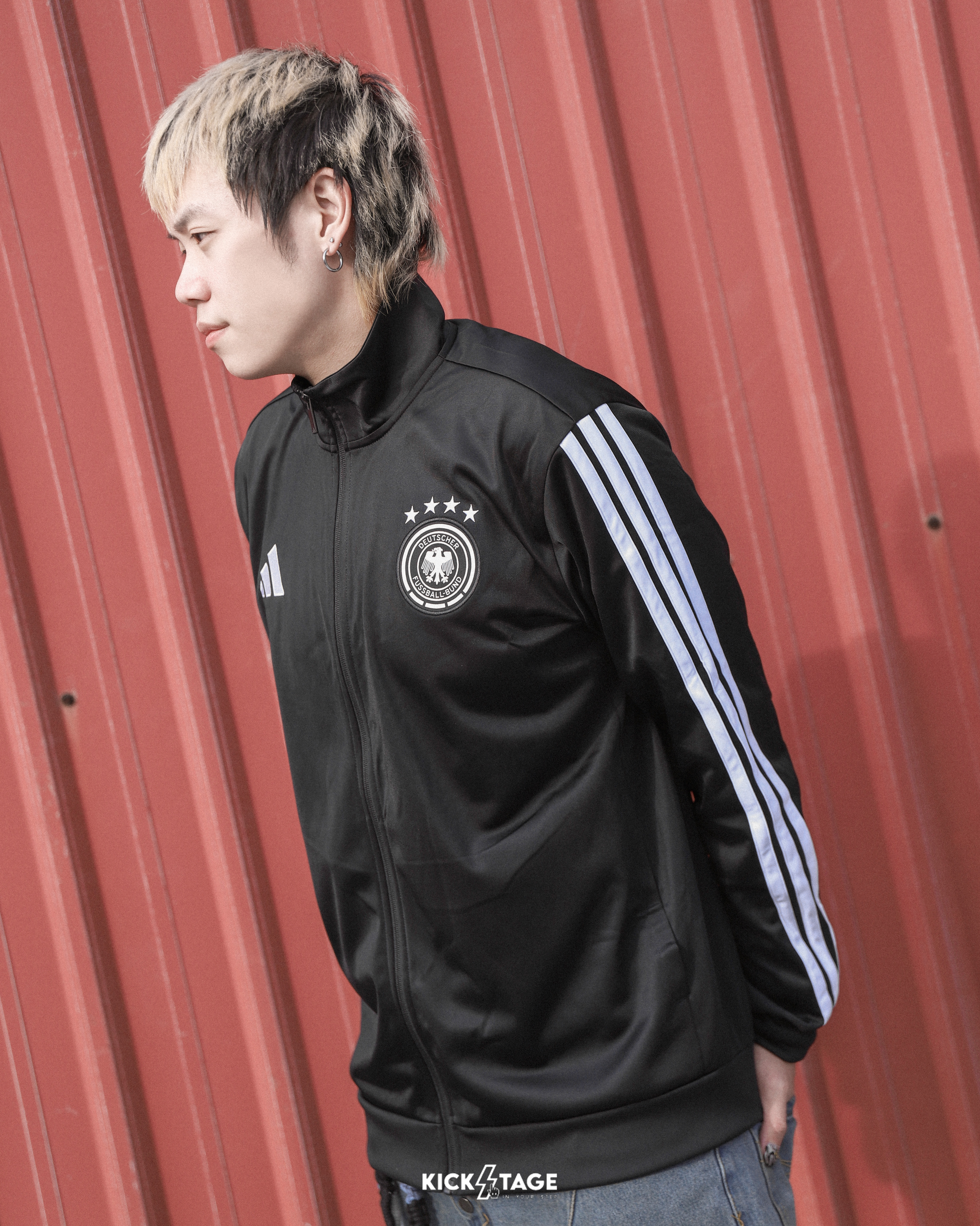 男款 ADIDAS GERMANY DNA JKT 黑色 德國 足球 世足盃 世界盃 立領 外套【JZ9345】ADFIFA