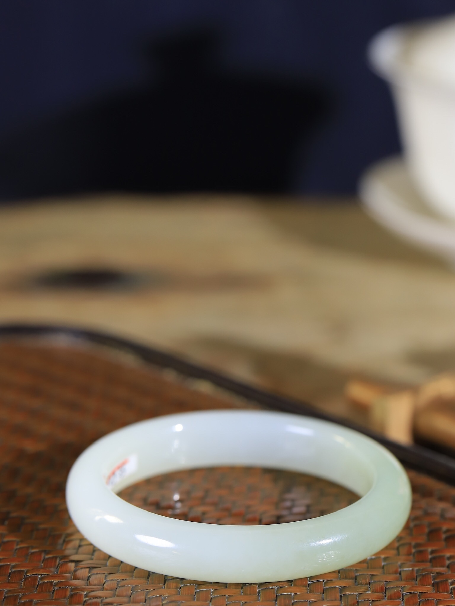 12217 53mm和田玉雙色一見鍾情手鐲 (52-54)