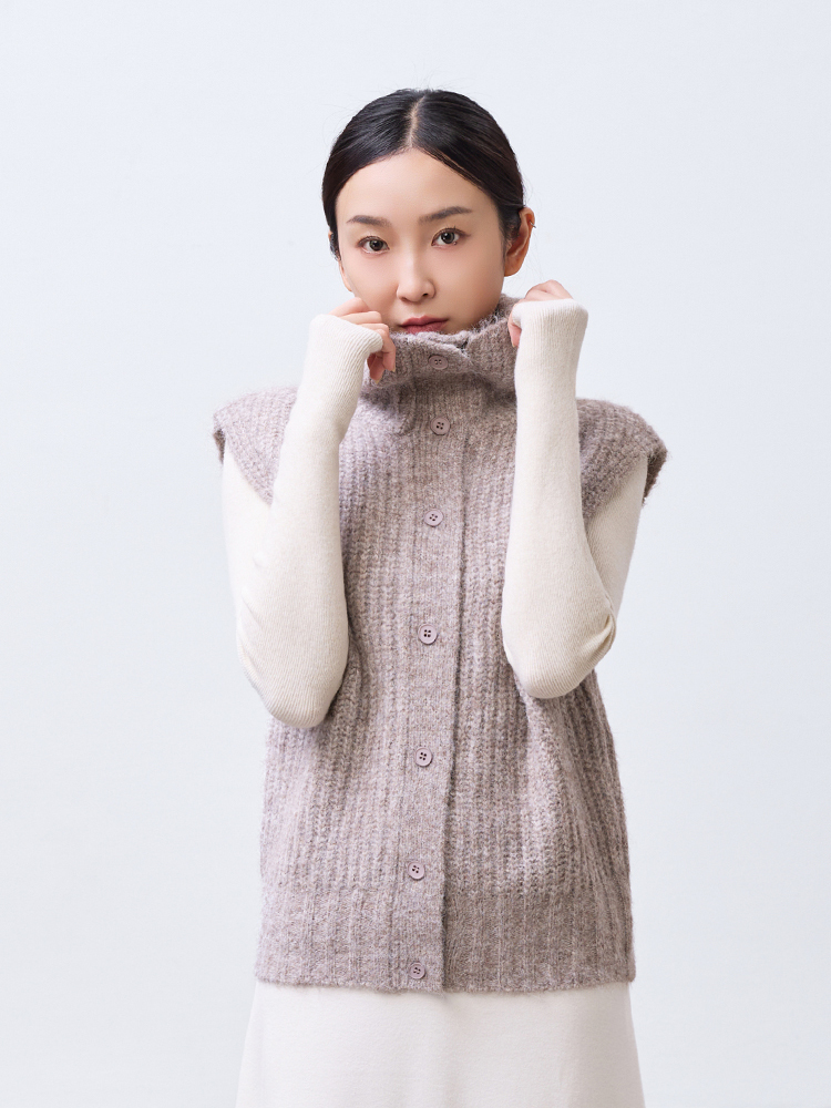 2603 OH！HER 高質感立領背心(8%羊毛）