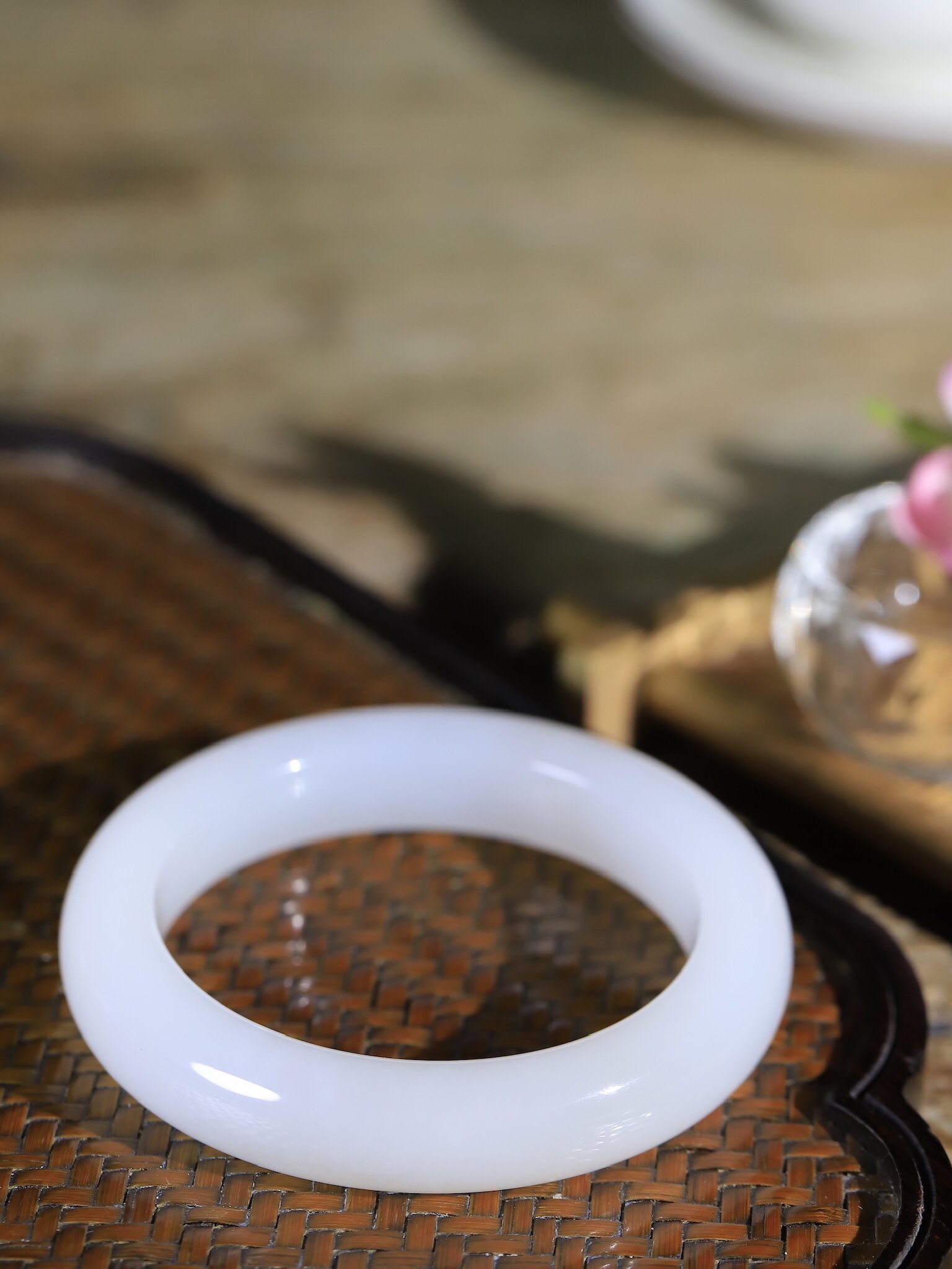 12218 55mm和田玉白玉婉約佳人手鐲 (54-56)