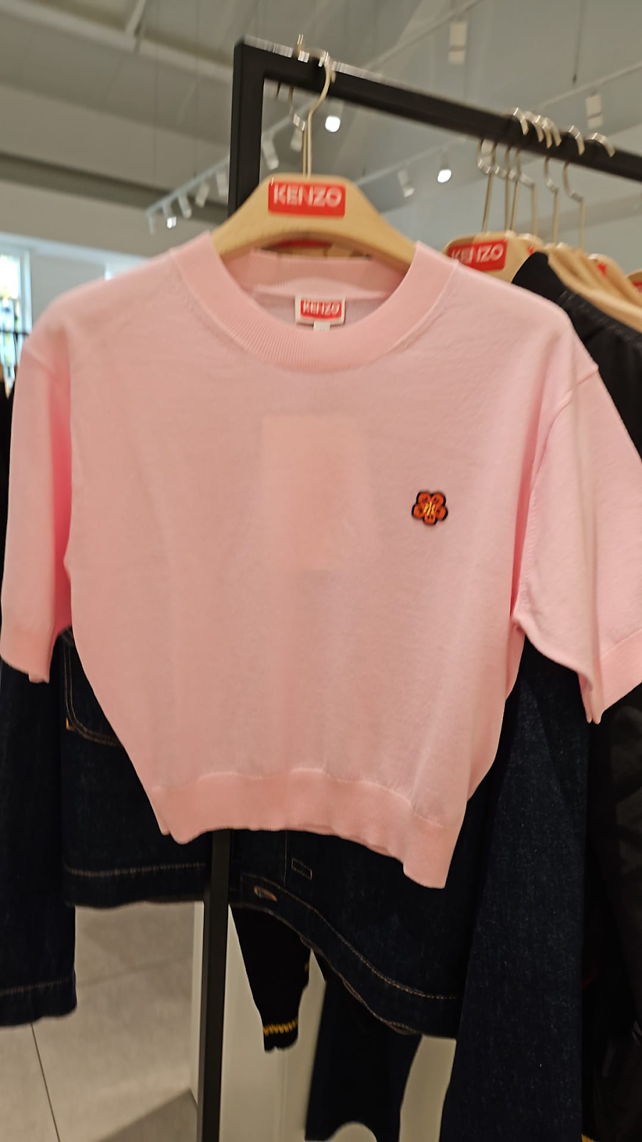 UK156 KENZO 海棠花小刺繡短版短袖針織上衣 XS 胸： 43 cm 長：46 cm