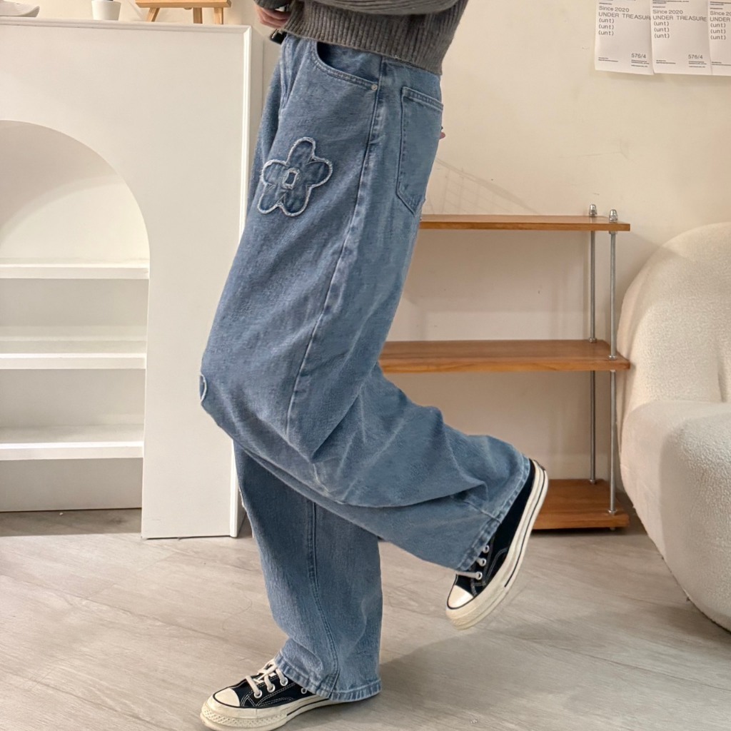 刺繡花花牛仔寬褲 寬褲 牛仔褲  61912