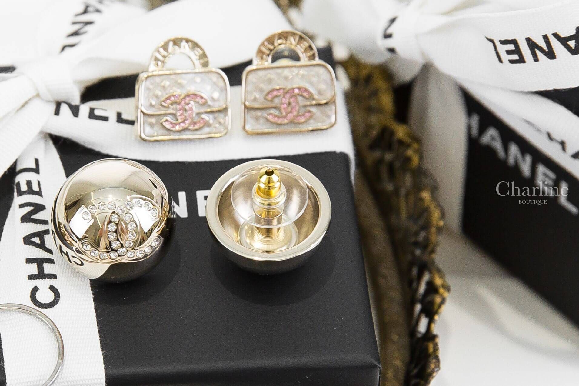 Chanel Stud Earrings 金色水鑽CC金屬豆豆耳環-Charline Boutique 精品代購