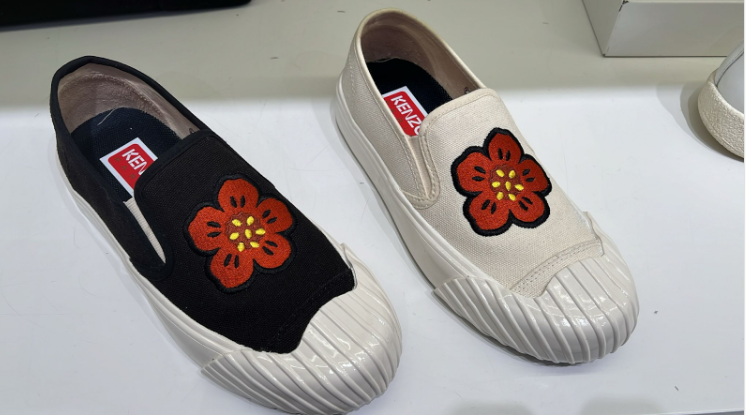 UK146 KENZO 海棠花休閑帆布鞋 - 黑色 39