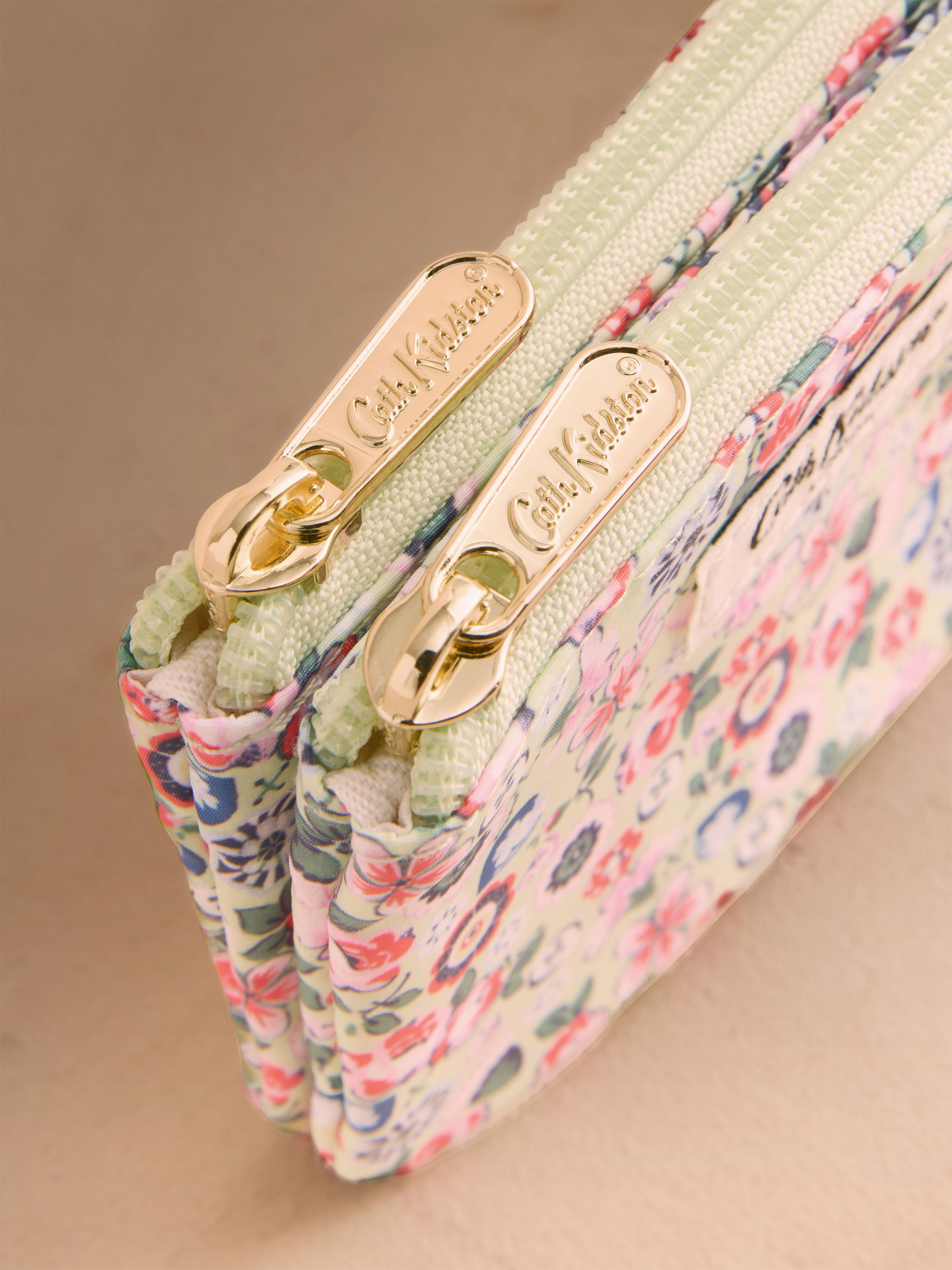 Pearly Queen Ditsy 雙層拉鍊零錢收納包