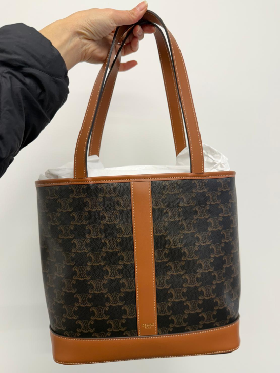 UK132 Celine Cabas 小號標誌印花牛皮革手袋 115082CAS.04LU 28 x 23 cm