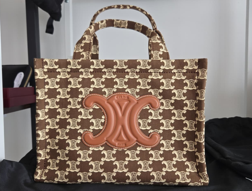 UK130 Celine Cabas 滿版Logo 細Tote Bag 199162FOK.19BR 23 x 19 x 12 cm