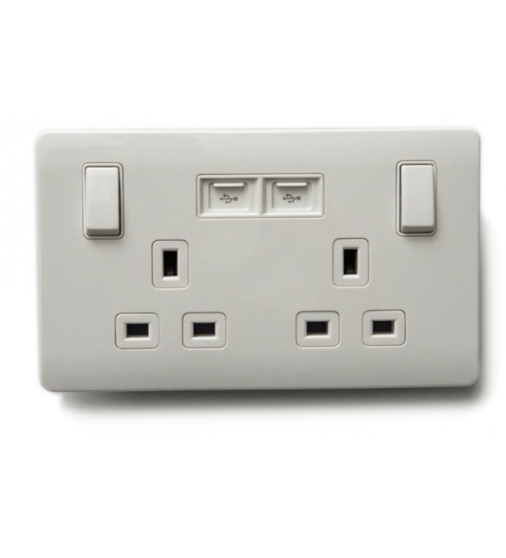 豐葉牌 13A有制孖蘇底+2XUSB