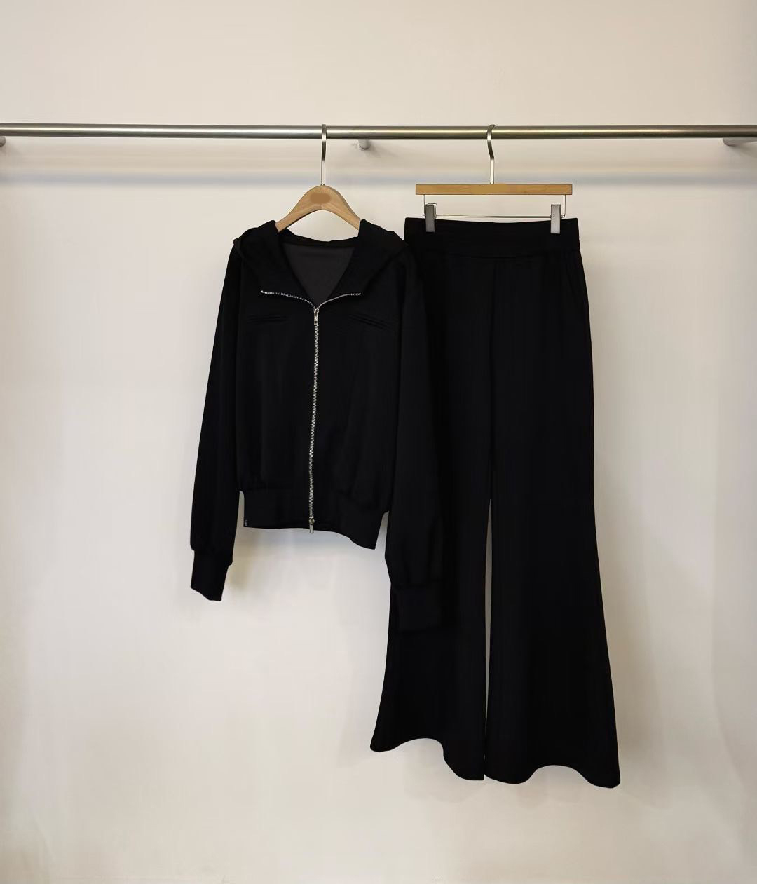 休閒感拉鍊連帽造型外套+長褲SET / 2色