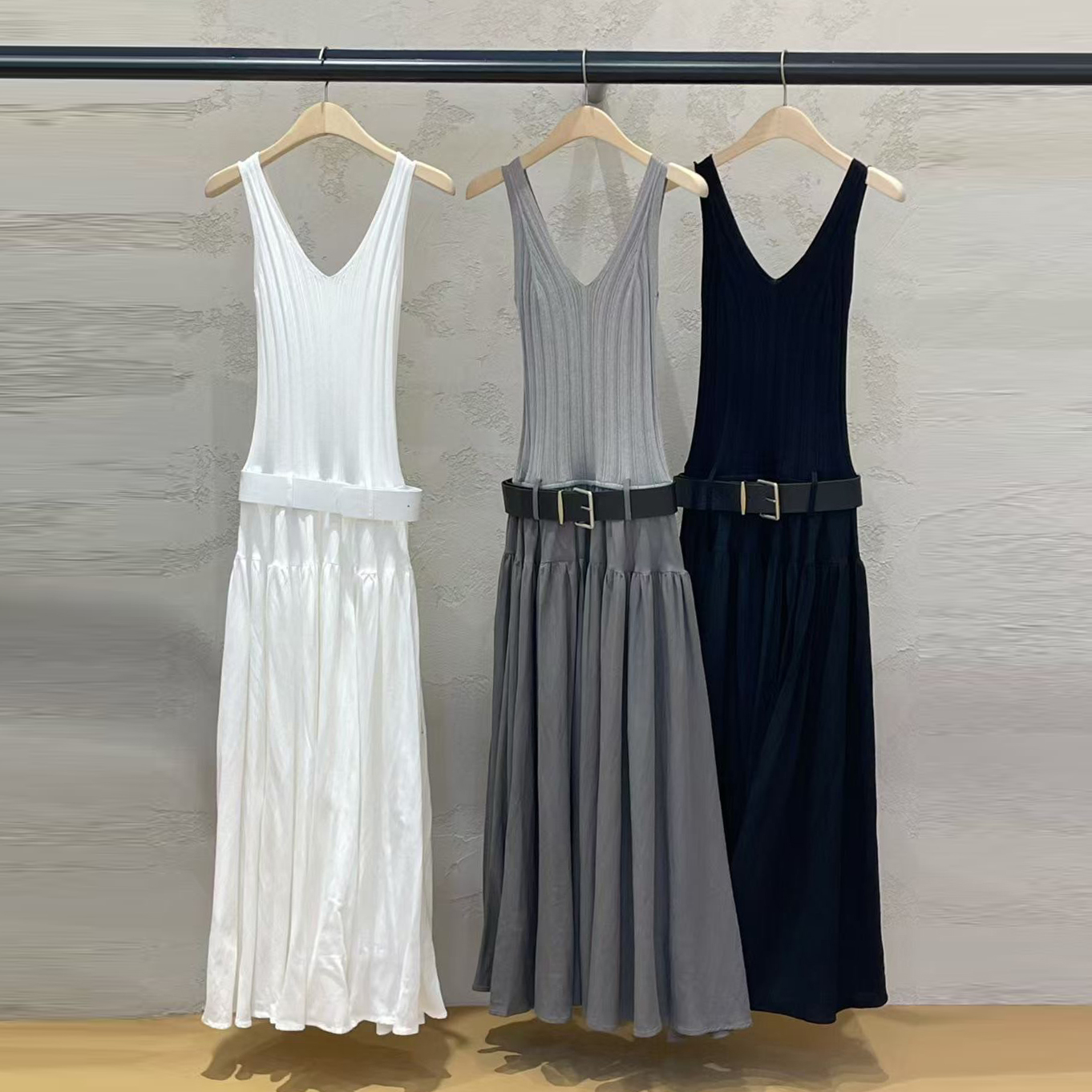 螺紋背心拼接澎澎裙擺附腰帶長洋裝 / 3色