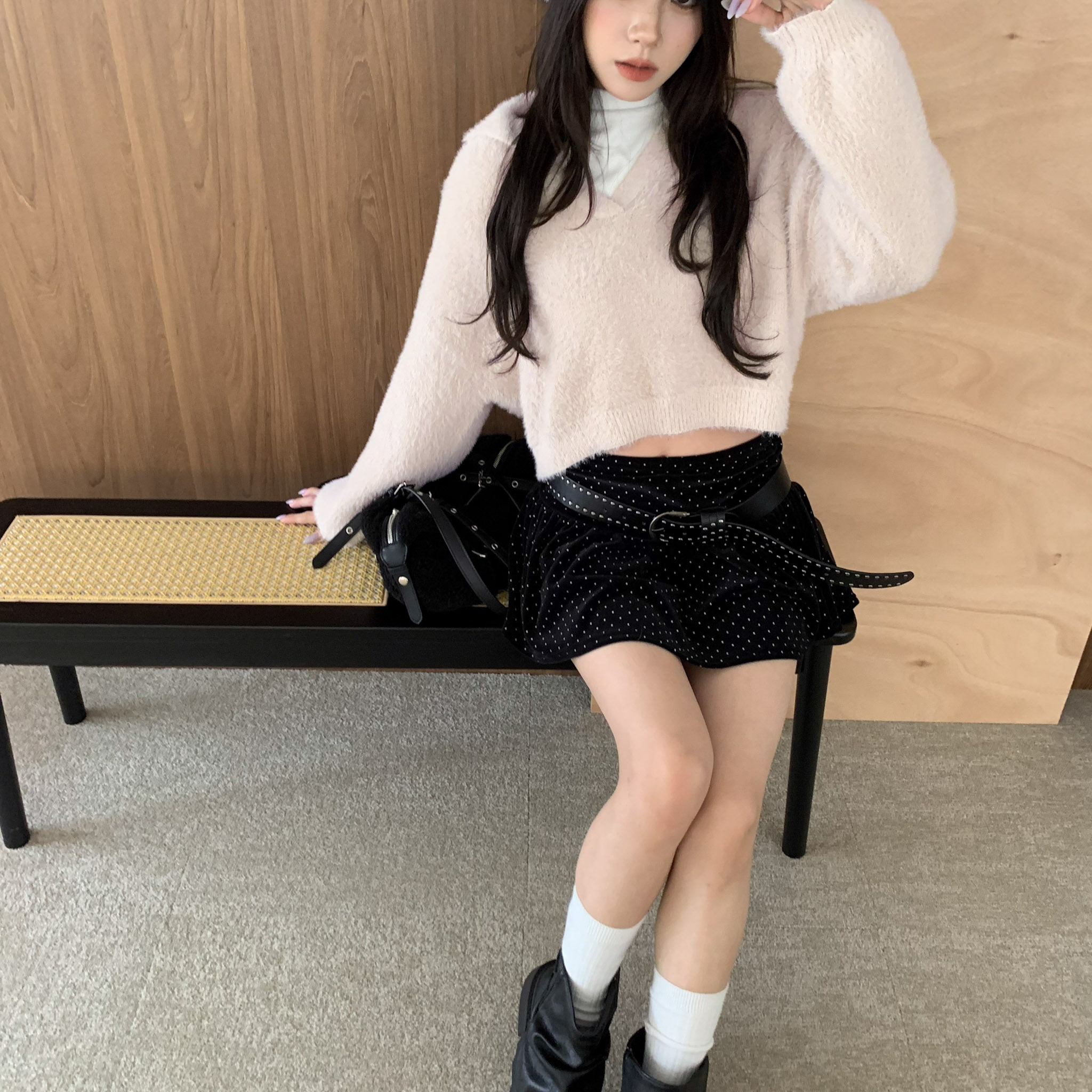 ISA_疊穿更加分! 溫柔系翻領短版馬海毛上衣_61024