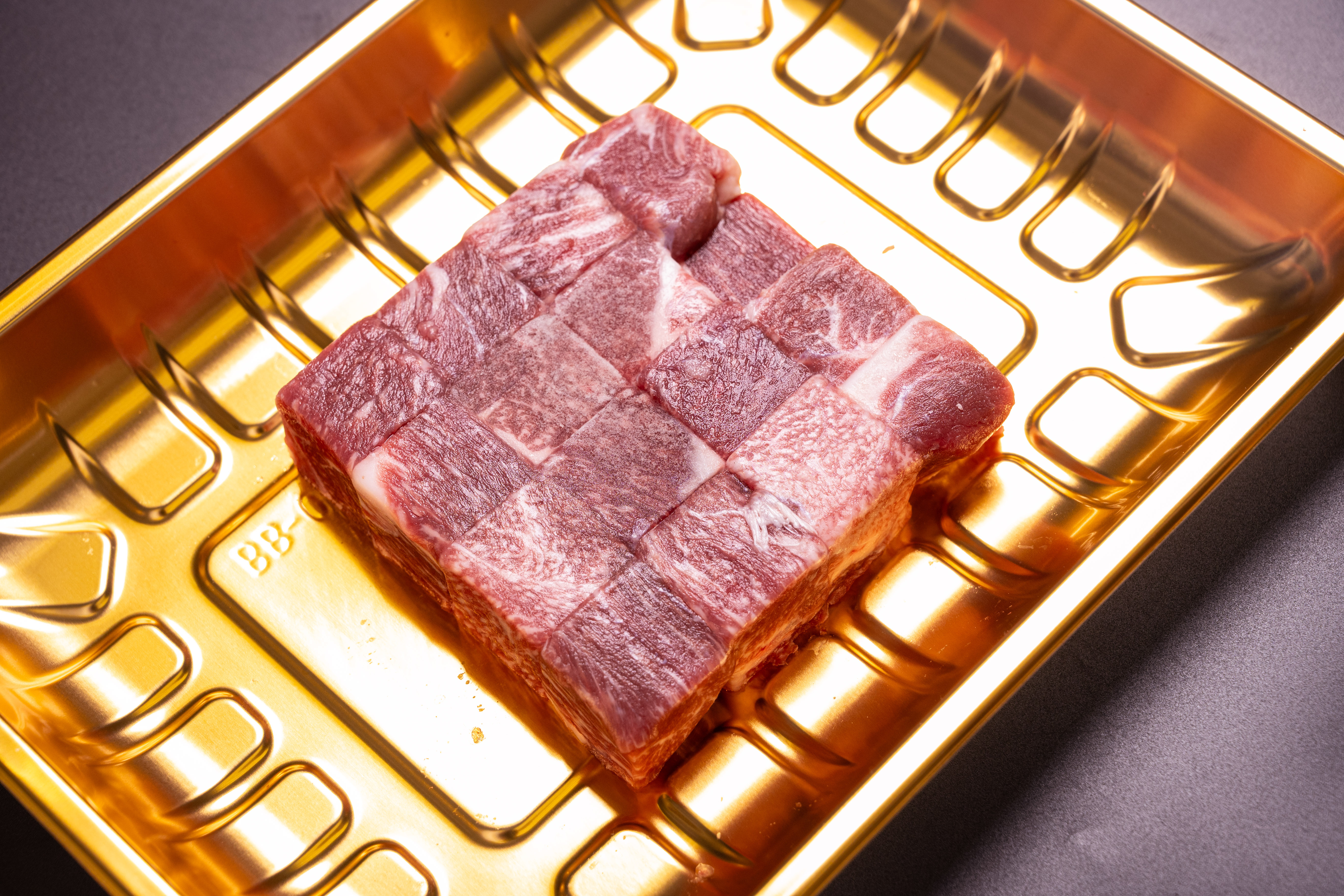 Japan Kumamoto A5 Akaushi (Red Wagyu) Bite-sized Beef (1 inch thick) 200g
