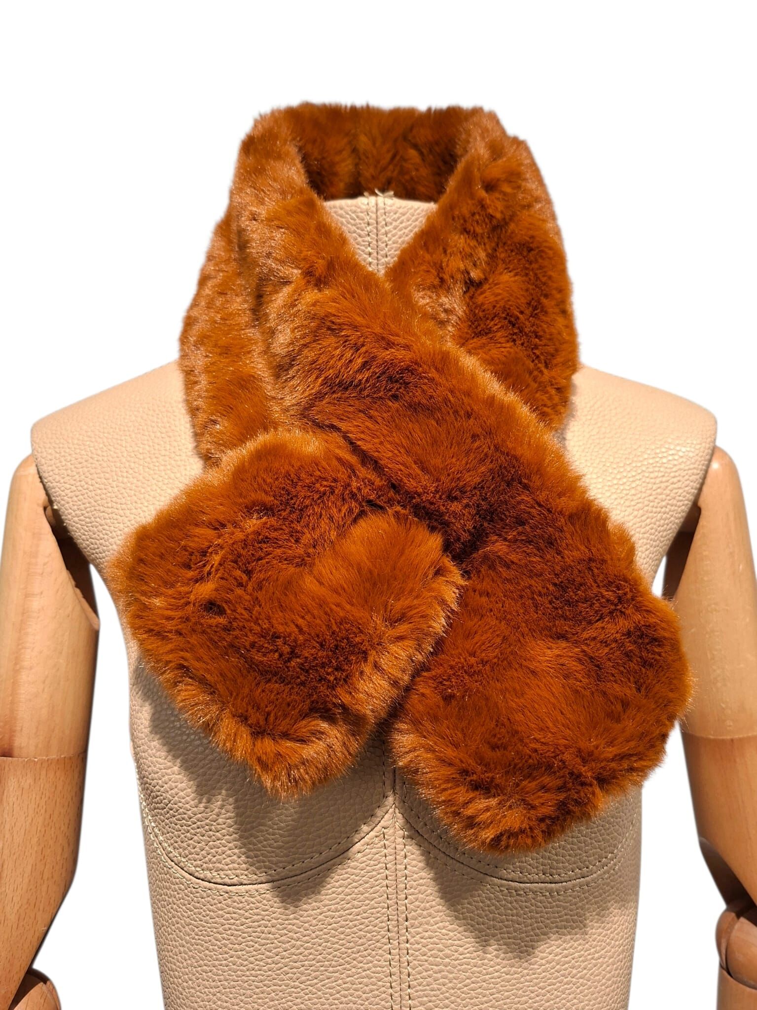 毛毛頸巾（現貨款式）