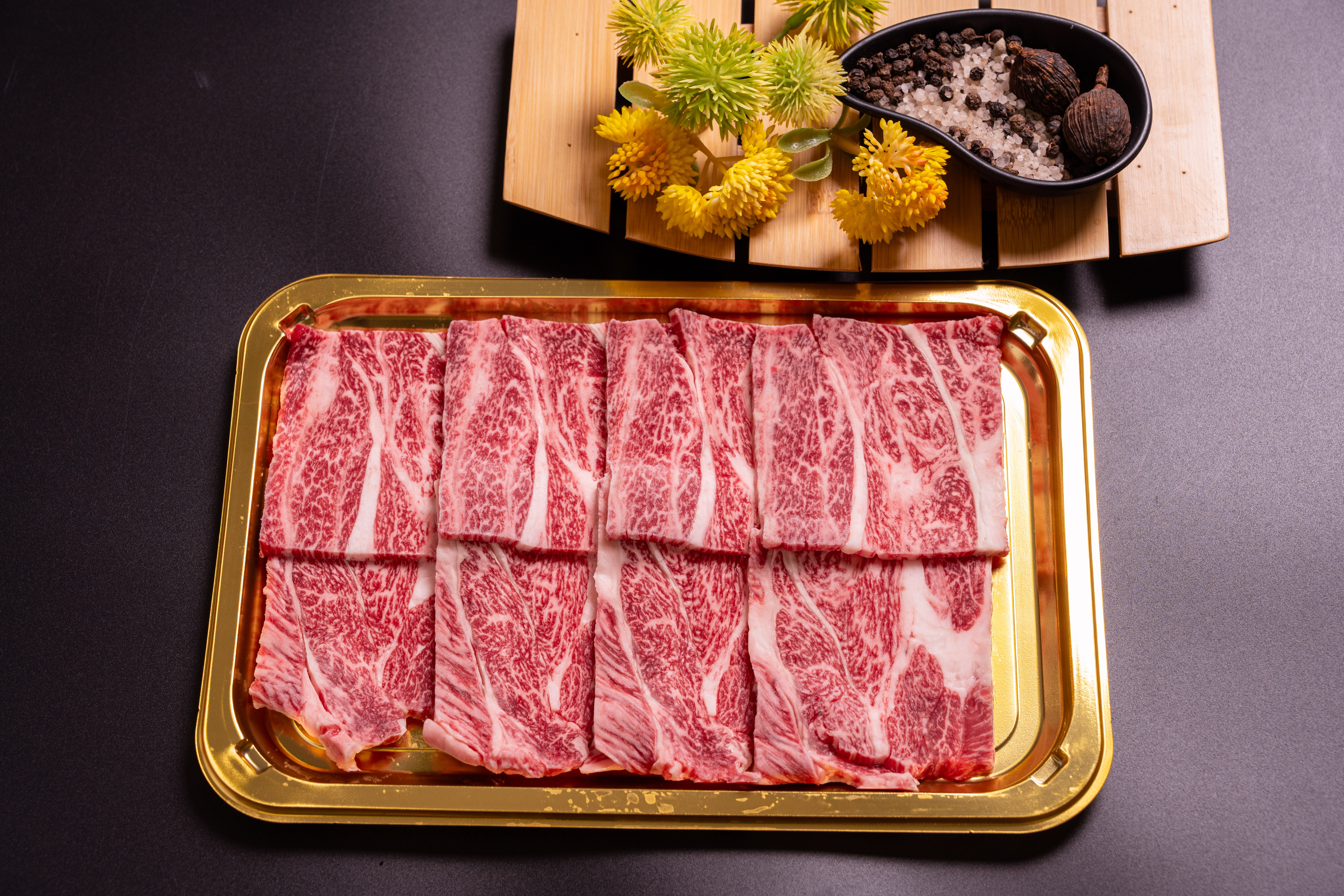Japan Kumamoto A5 Akaushi (Red Wagyu) Chuck Slices for Yakiniku 200g