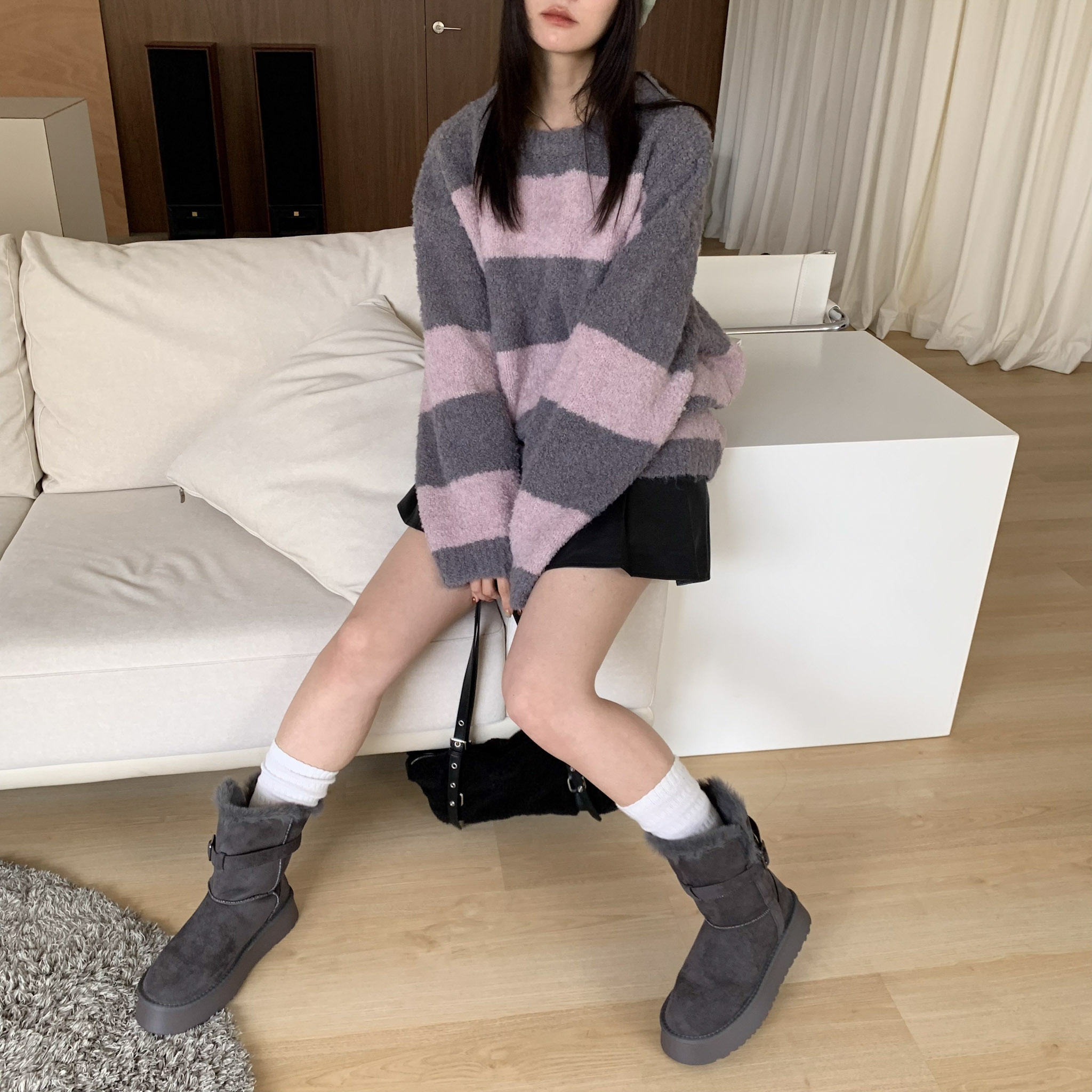 ISA_條紋控愛不完! 圈圈紗條紋圓領大大毛衣_61030