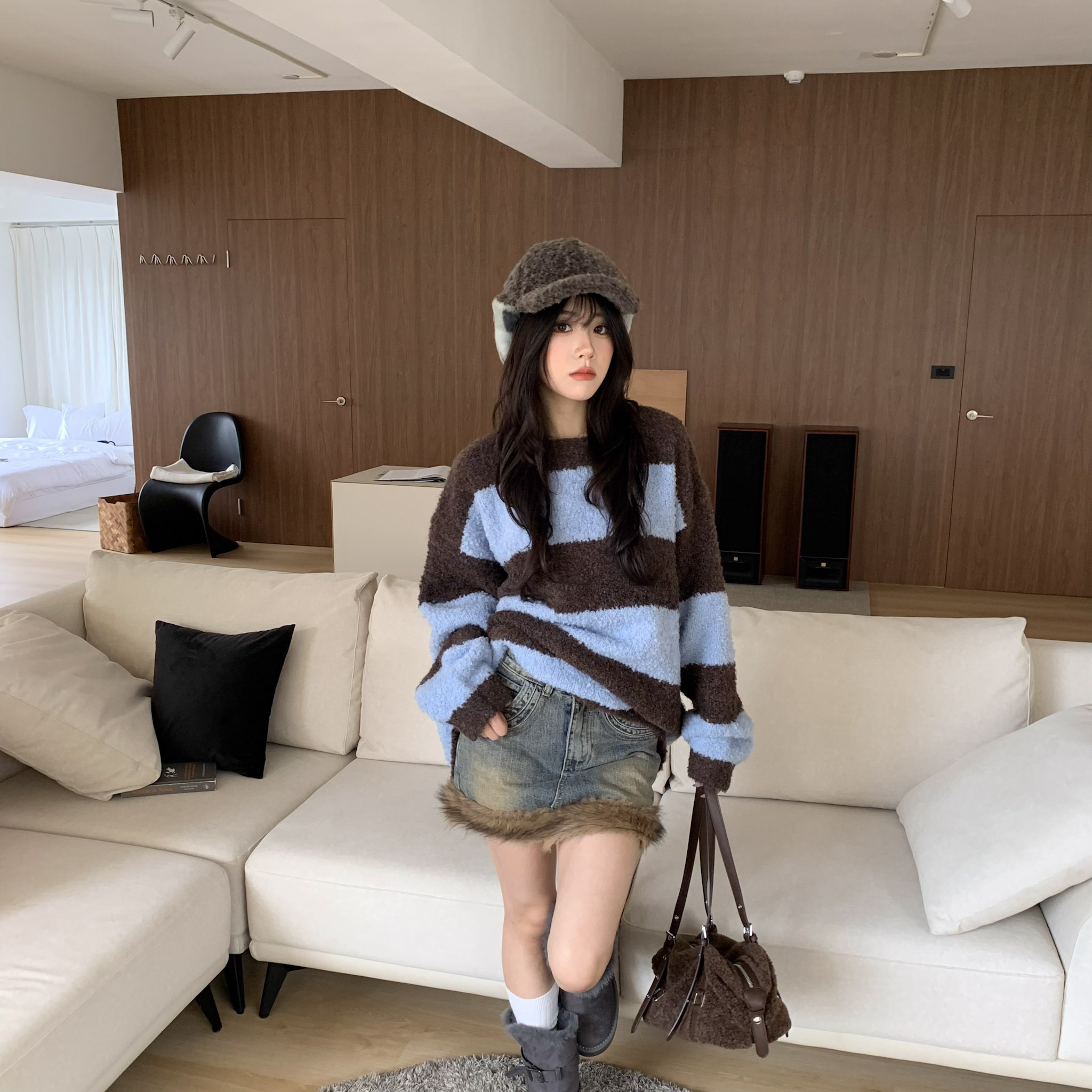 ISA_條紋控愛不完! 圈圈紗條紋圓領大大毛衣_61030