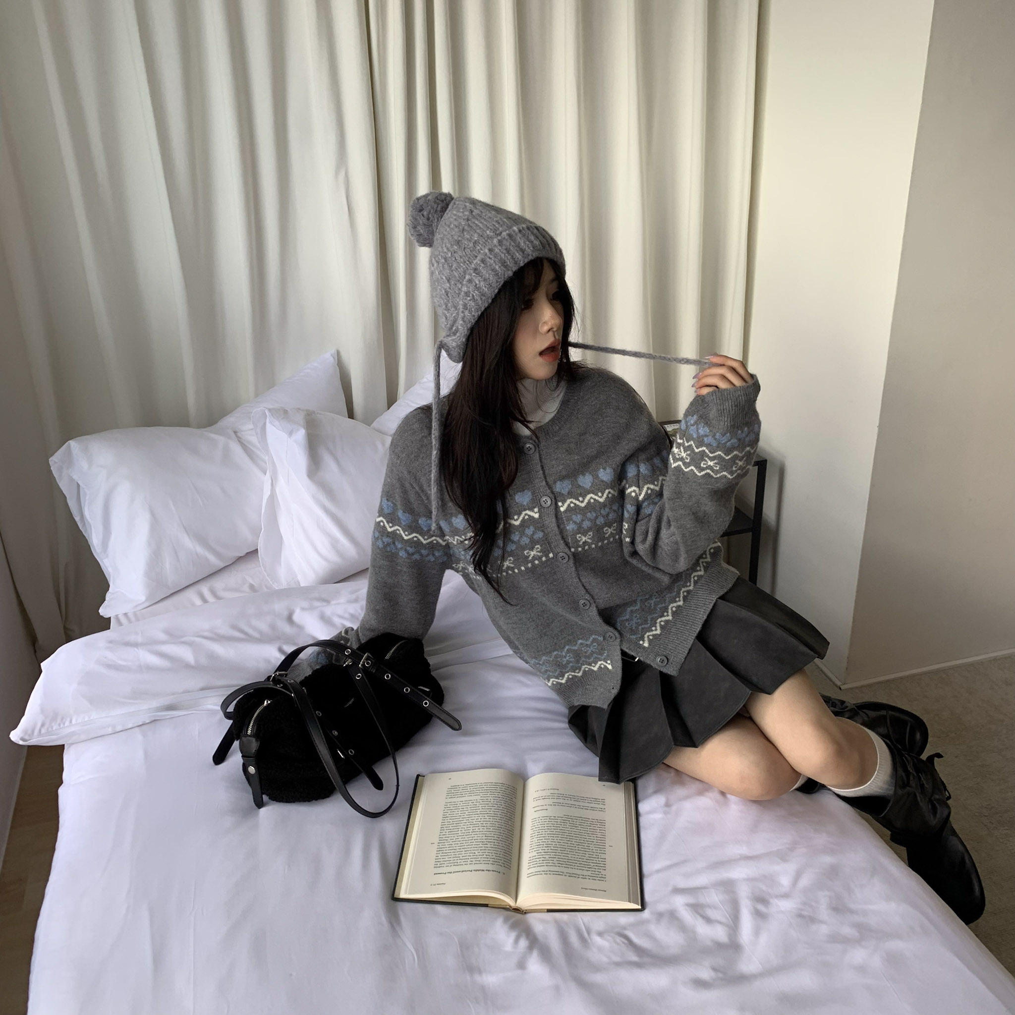 ISA_vintage vibe 秋冬氛圍感排釦針織外套_61031