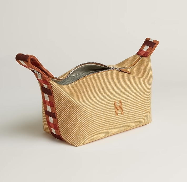 UK025 Hermes Bride-a-Brac au Carre case, large model - fauve H103803M 02 100% wool 25 x 21 x 14 cm