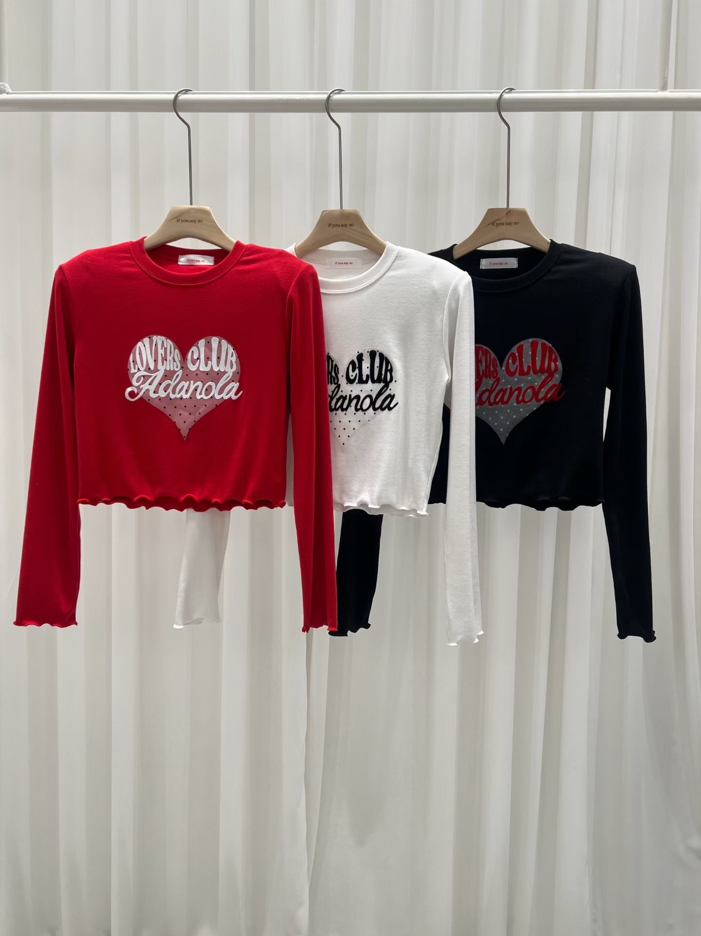 IS5511 心心字母短版上衣 *特價* (優惠碼同充值購物金不適用)