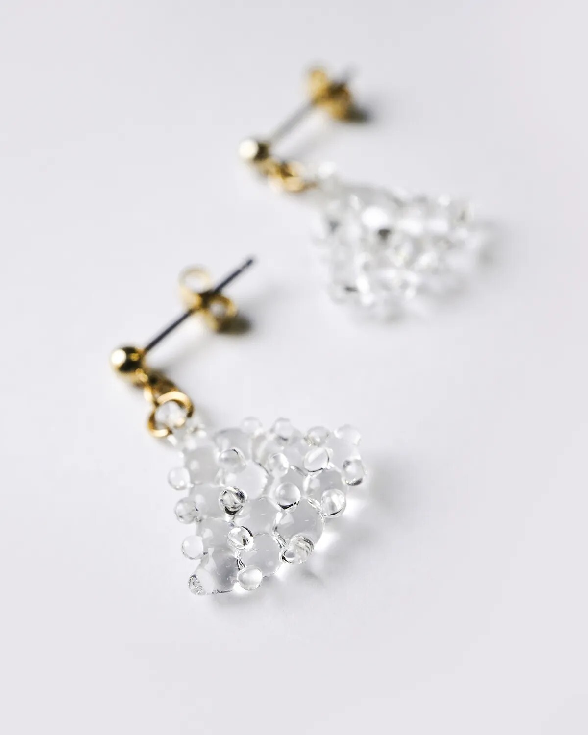 HARIO-LWF - 手工玻璃耳環 / 光束