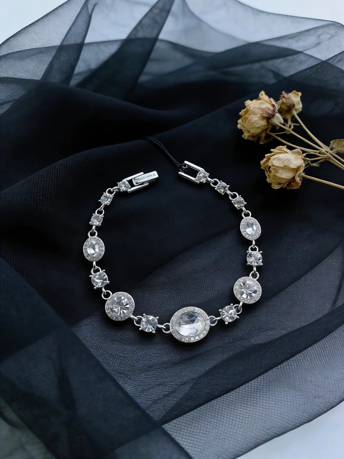 紀梵希 爆閃 水晶 手鍊