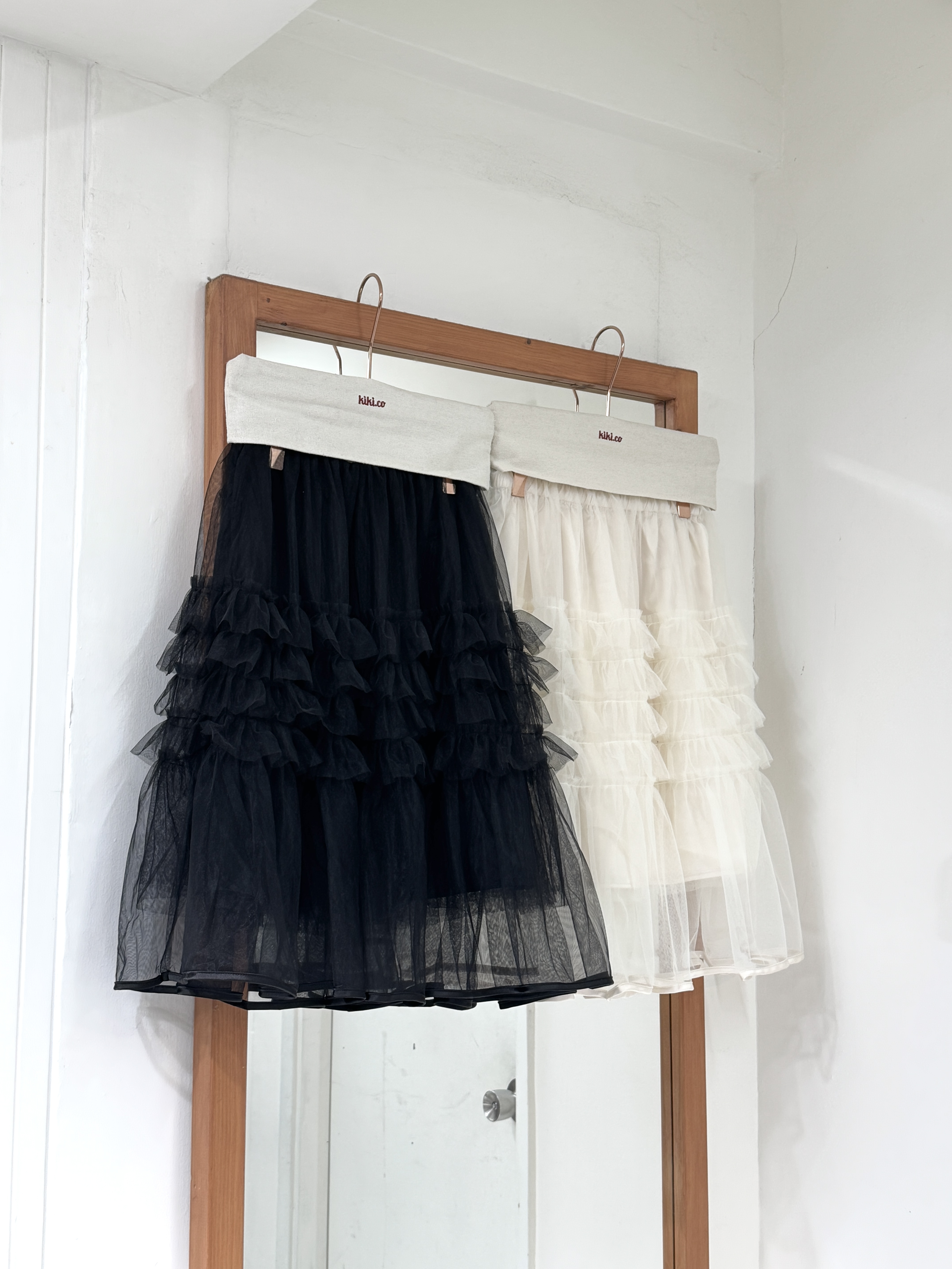 層層透紗全橡筋短裙