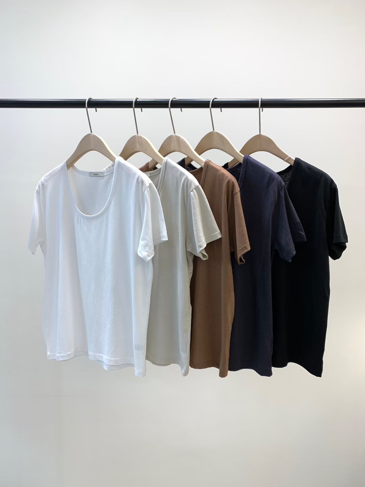 KN5506 U領棉質上衣 *特價* (優惠碼同充值購物金不適用)